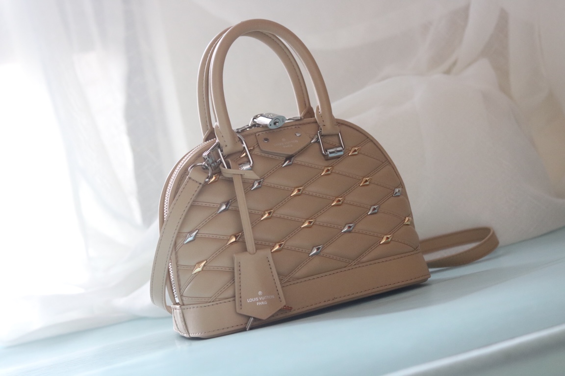 Best Replica Louis Vuitton diamond lambskin Alma bag top original quality replica - Colareps