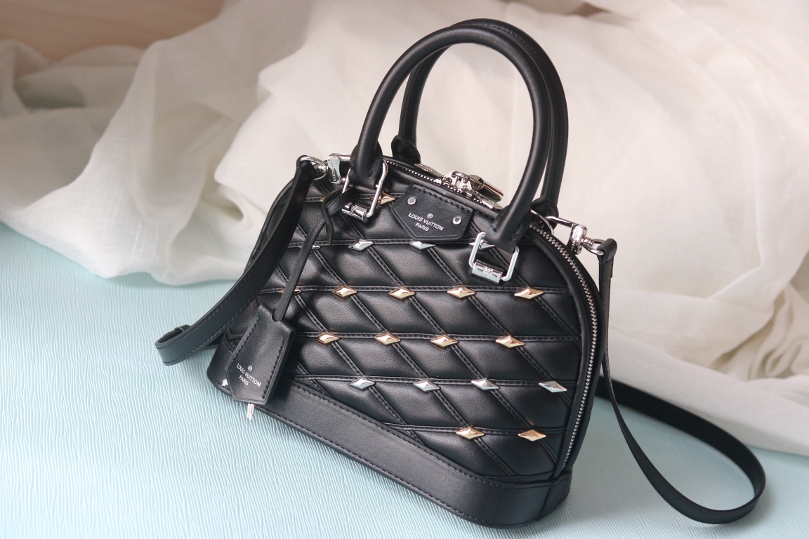 Best Replica Louis Vuitton diamond lambskin Alma bag top original quality replica - Colareps