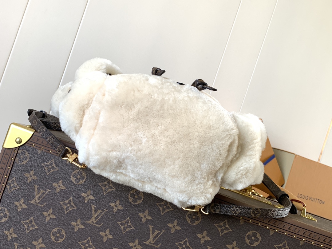 Best Replica Louis Vuitton Nano Teddy Backpack rep - Colareps