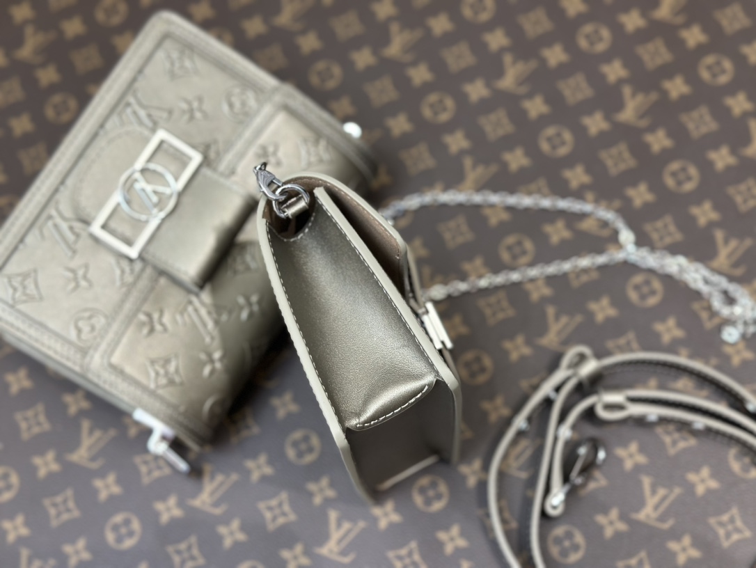 Best Replica Louis Vuitton Dauphine - Colareps