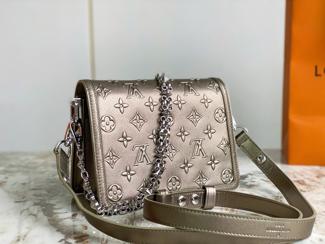 Best Replica Louis Vuitton Dauphine - Colareps