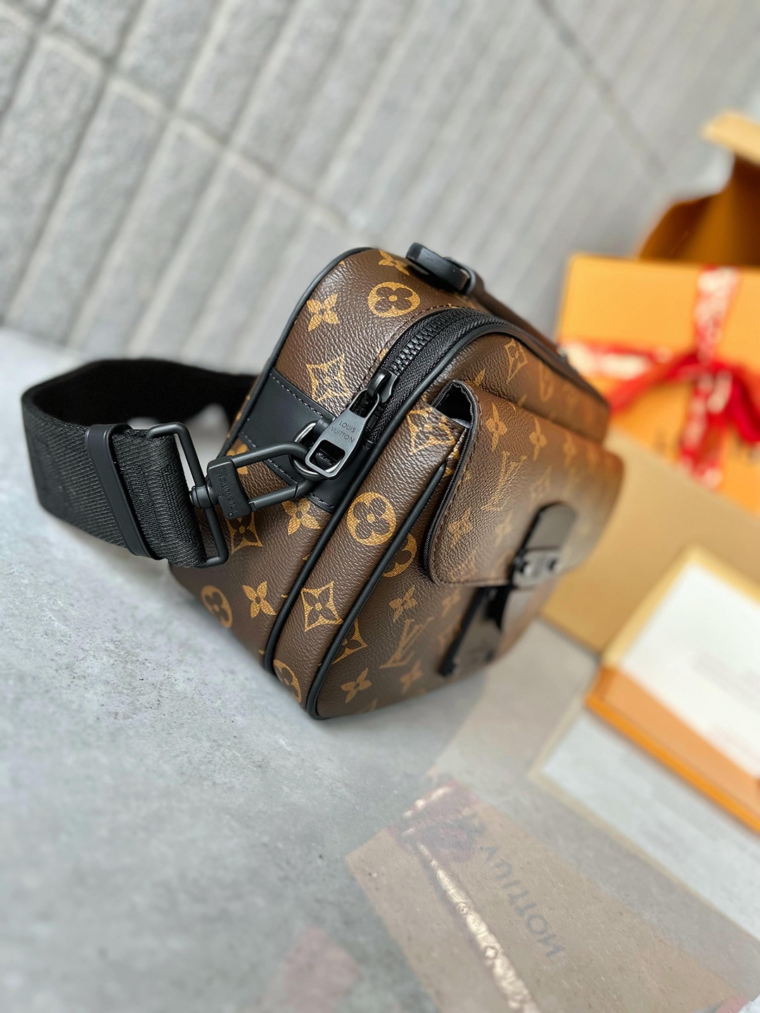 Best Replica Louis Vuitton Lock - Colareps