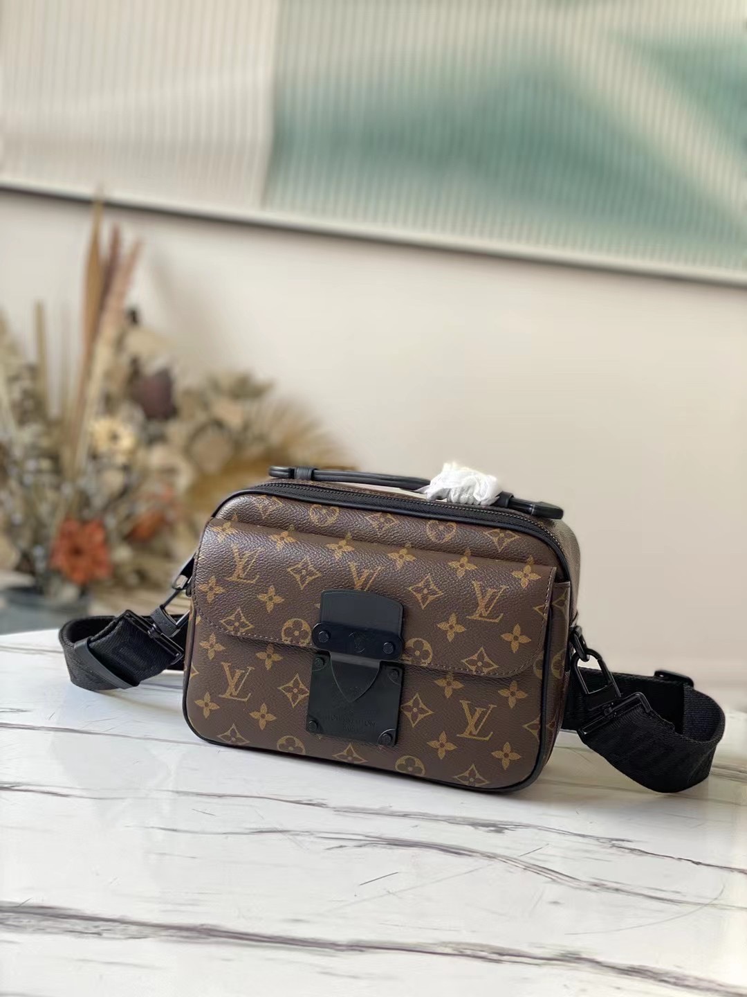 Best Replica Louis Vuitton lock - Colareps