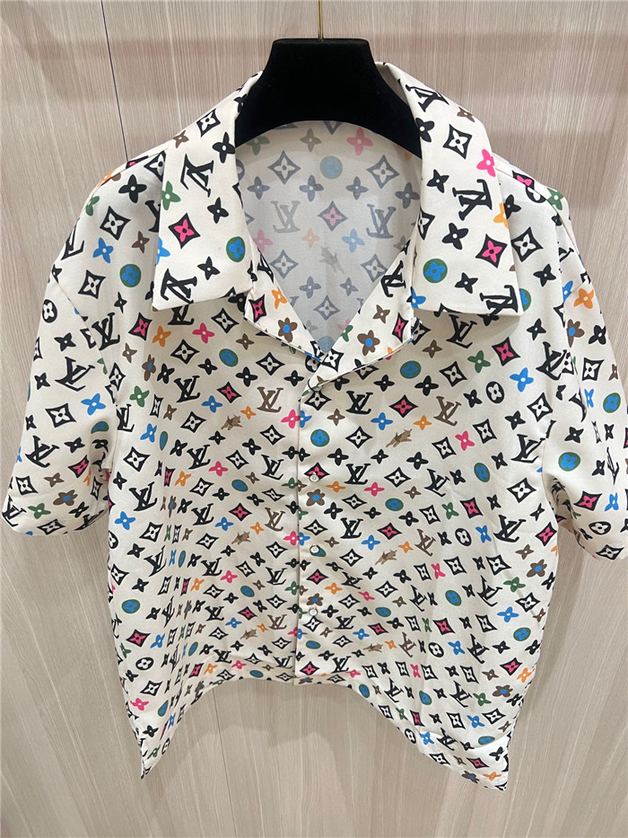 Best Replica 2024SS LV ShirtShorts Top Version - Colareps