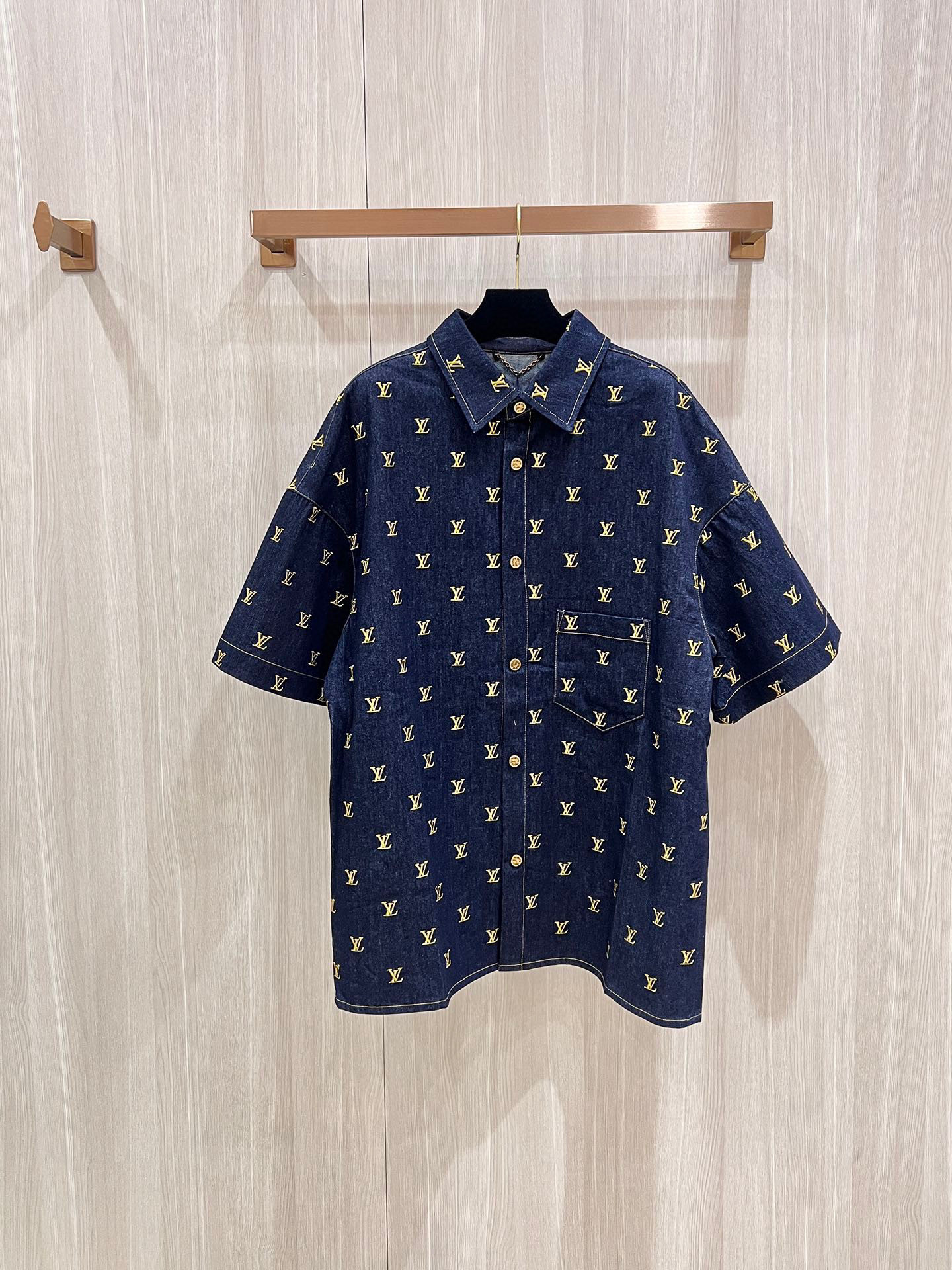Best Replica 2024SS LV Shirt Top Version - Colareps
