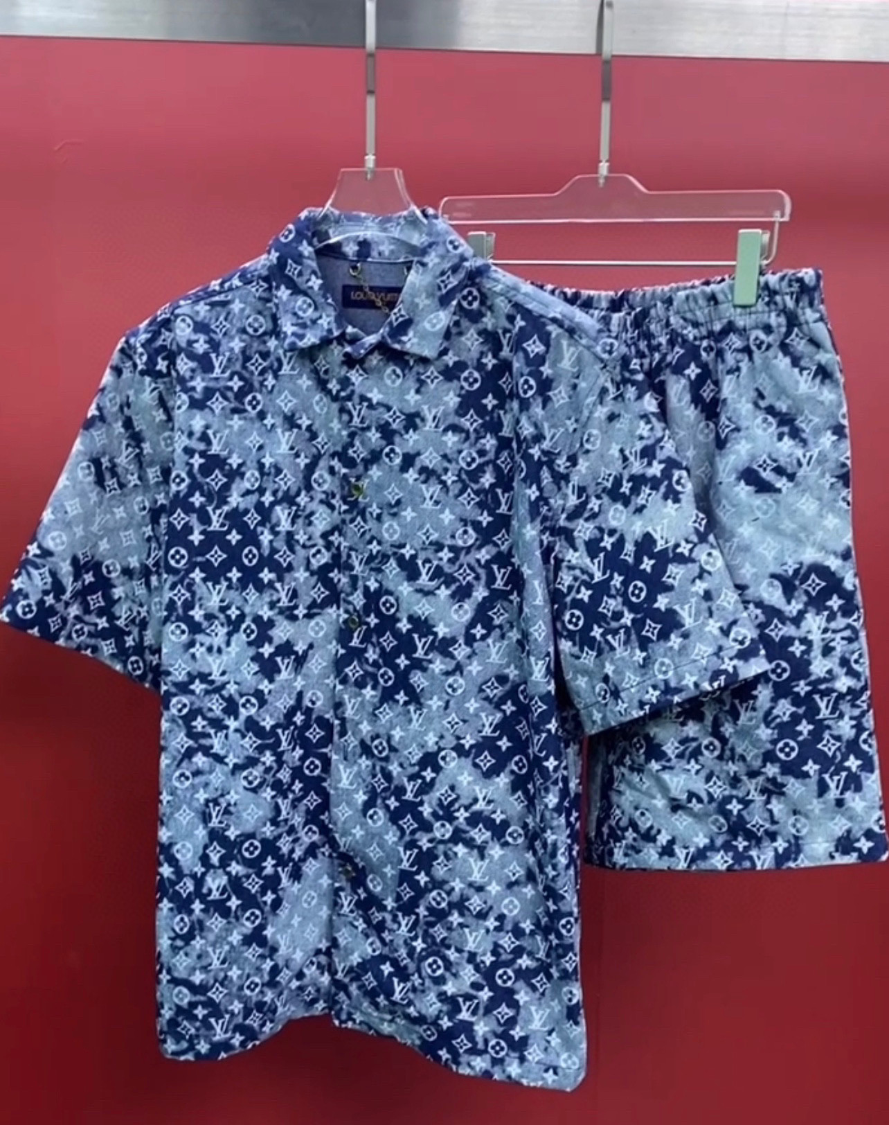 Best Replica 2024SS LV ShirtShorts Top Version - Colareps