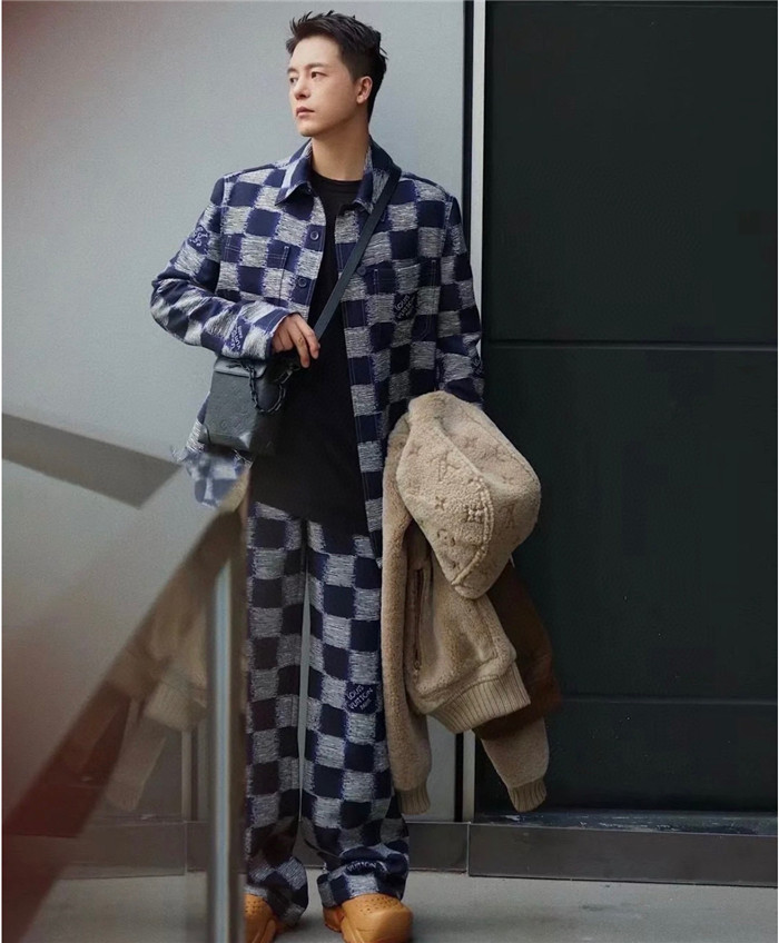 Best Replica 2023fw LV Shirt Jacket Pants Top Version - Colareps