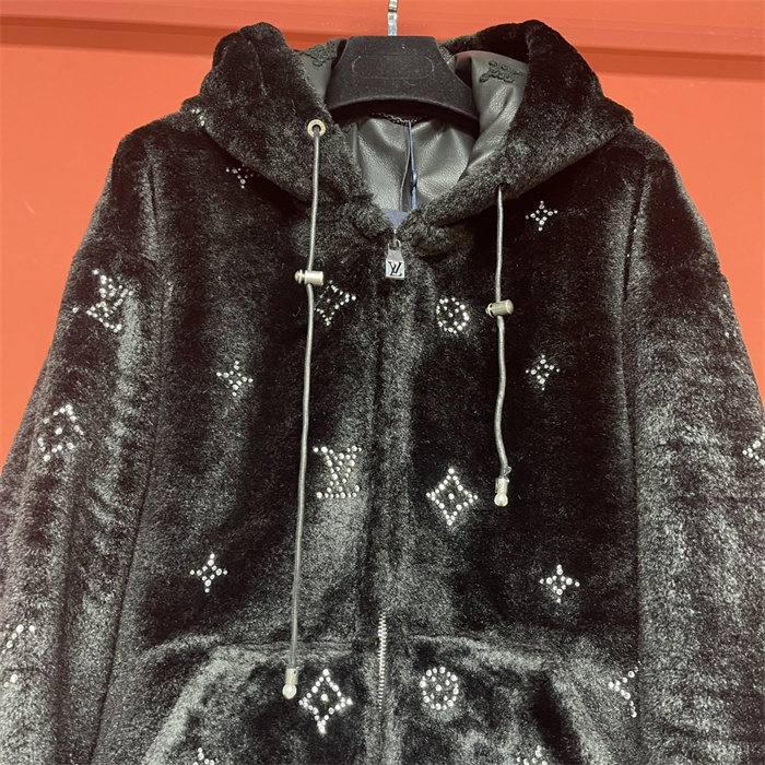 Best Replica 2024fw LV Real Leather Jacket Top Version - Colareps