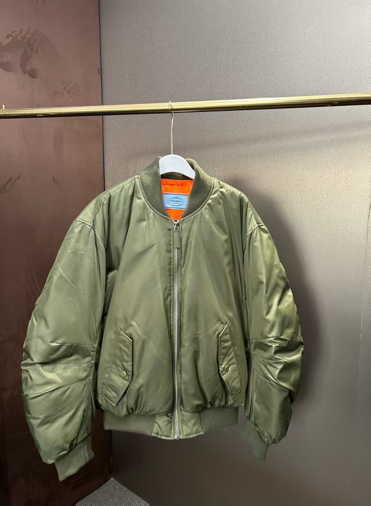 Best Replica Prada 23FW Re-Nylon Down Bomber Jacket – High-End 1:1 Replica - Colareps