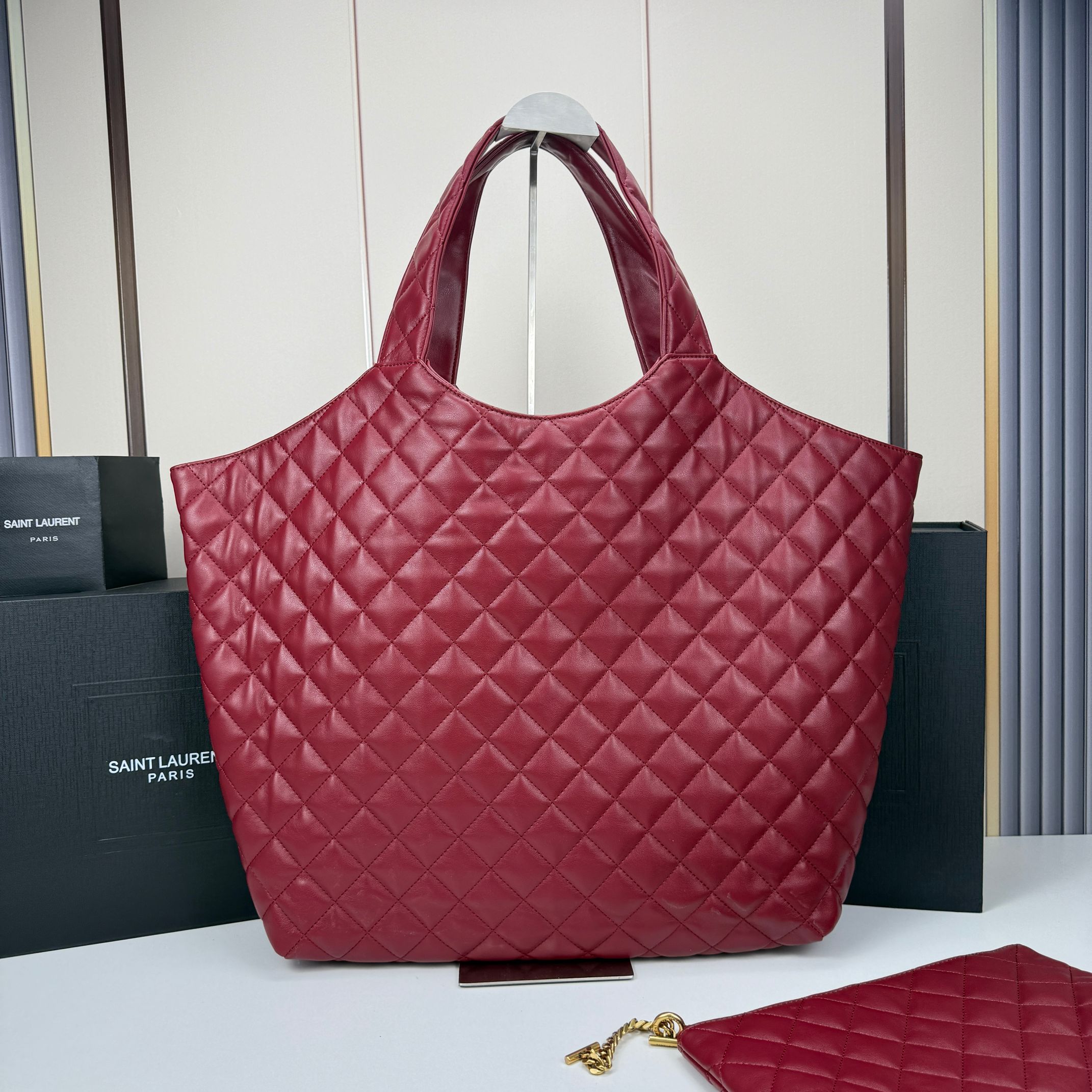 Best Replica Saint Laurent Icare Maxi leather shopper reps - Colareps