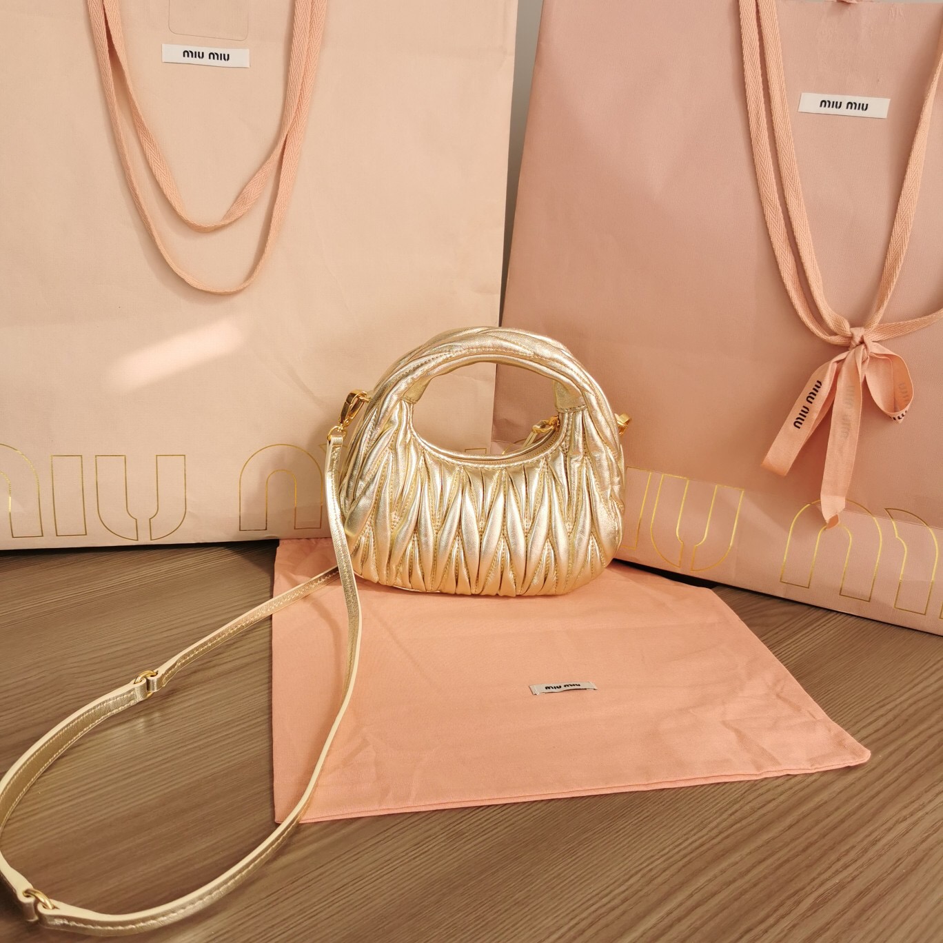 Best Replica MiuMiu new mini MiuWander lambskin handbag - Colareps