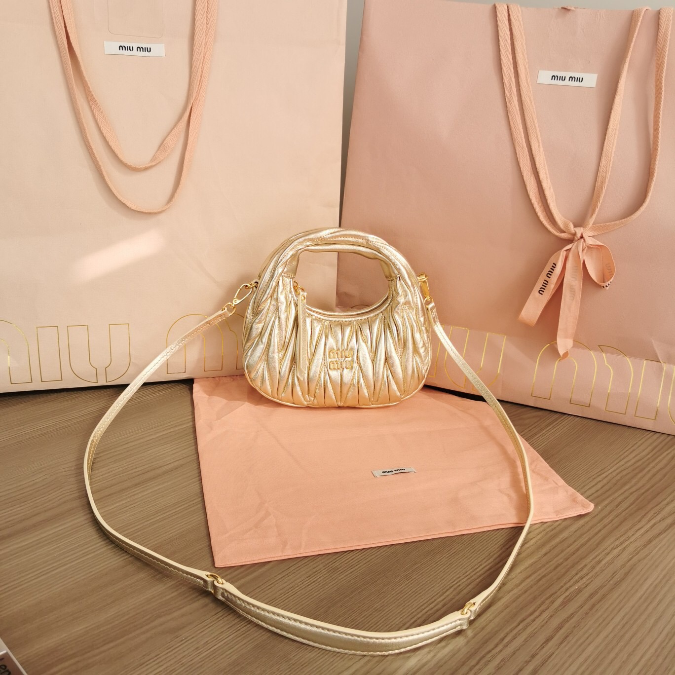 Best Replica MiuMiu new mini MiuWander lambskin handbag - Colareps
