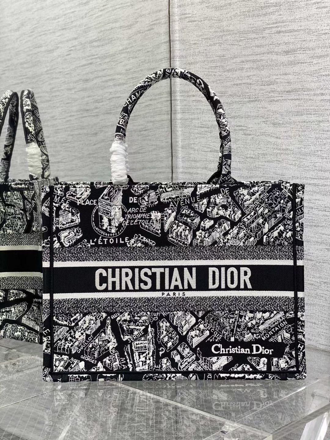 Best Replica Dior top edition medium embroidered handbag - Colareps
