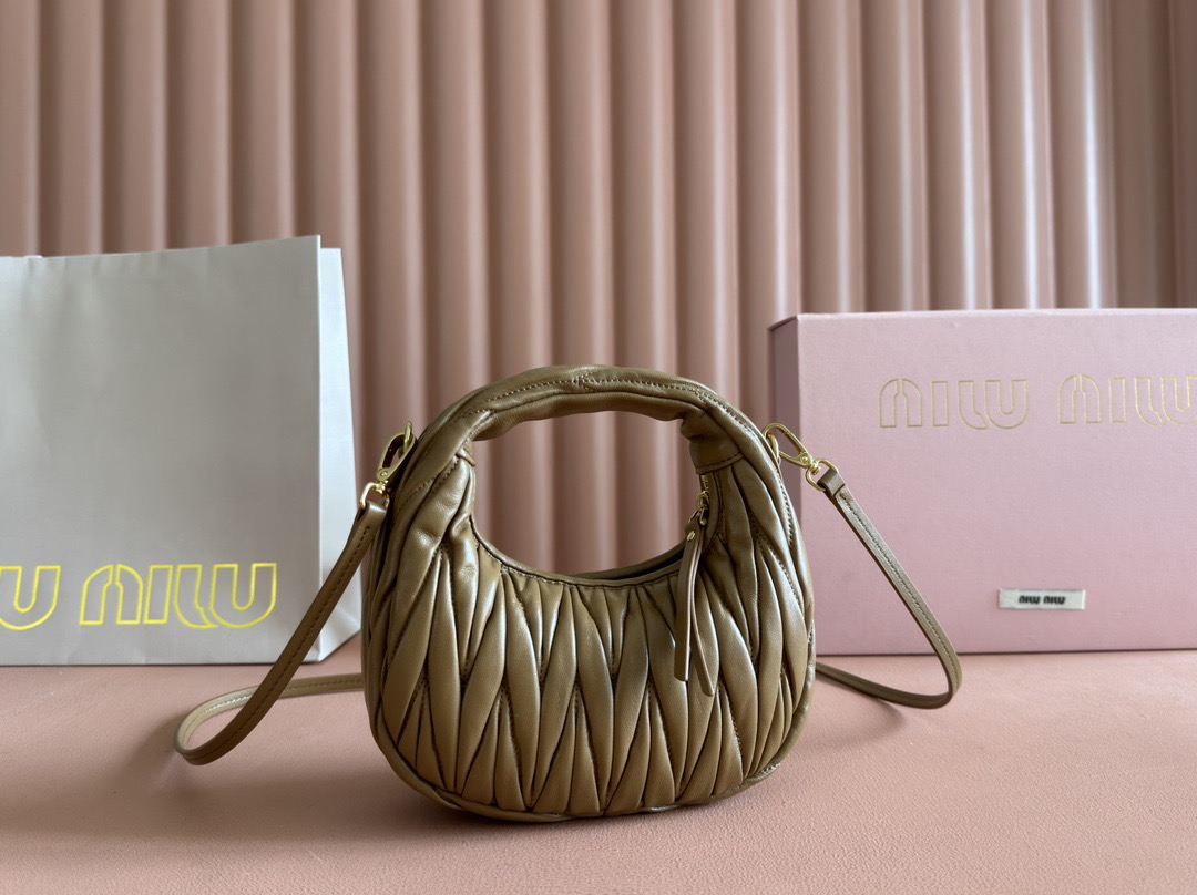 Best Replica Miu Miu [Premium Hardware & Genuine Leather] Wander Matelasse Brownish-Red Lambskin Hobo Mini Bag - Colareps