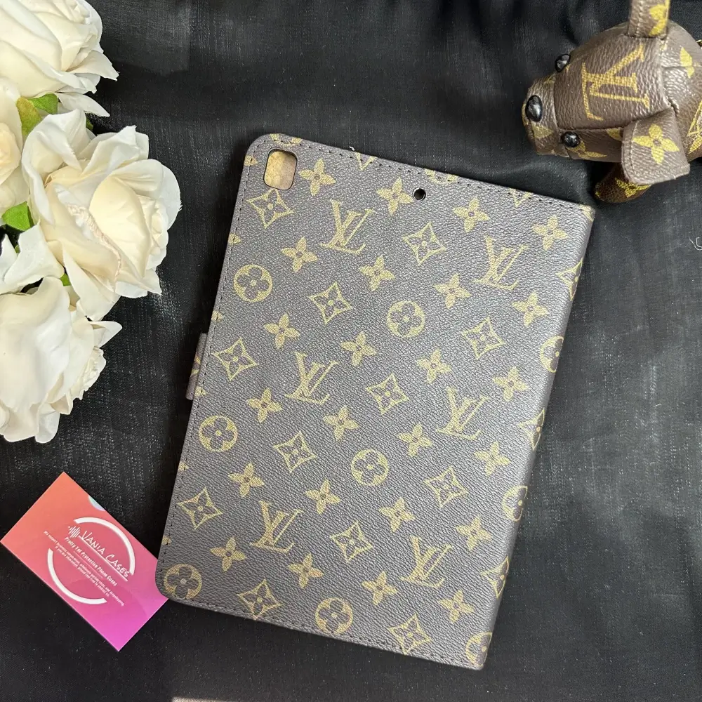 Cute Fancy iPad Case (Brown Big Love) - Vania Cases