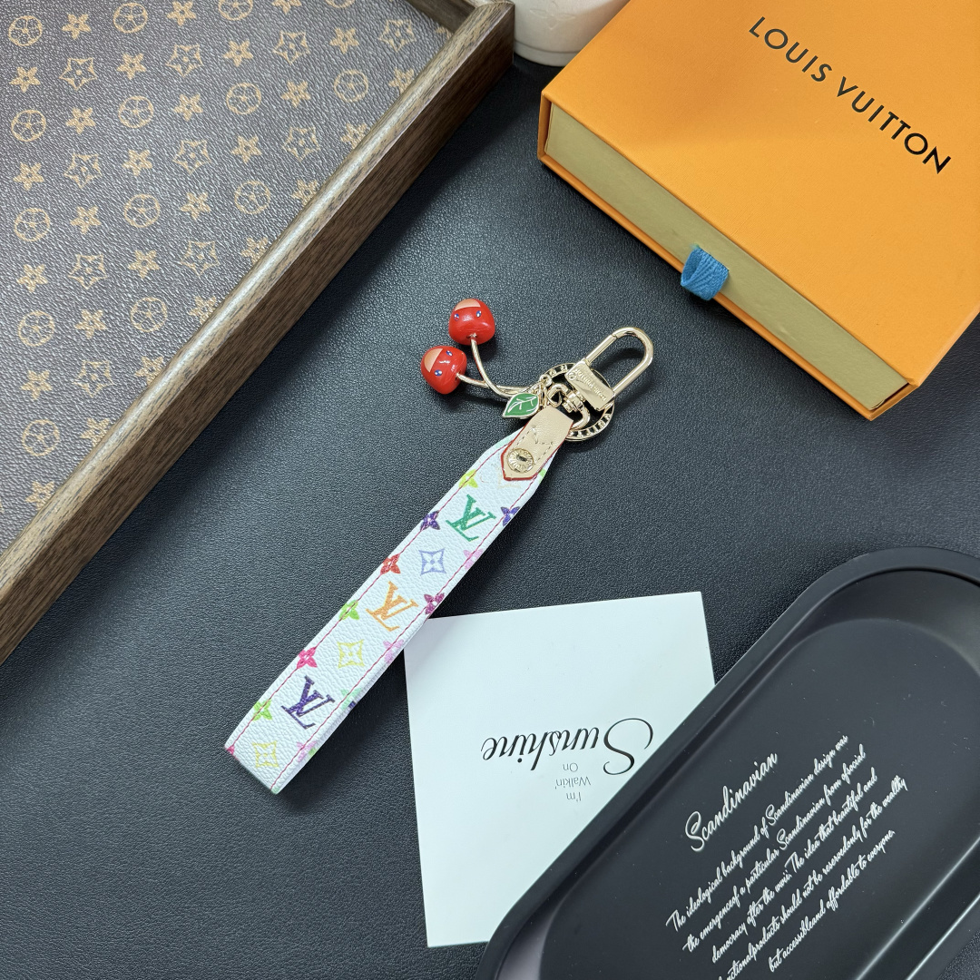 LL Textured Leather Reimagined Classic Keychain - Vania Cases