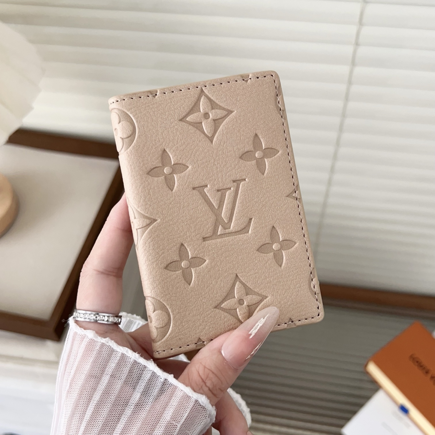 LL Textured Leather Classic Pattern Card Holder - Vania Cases