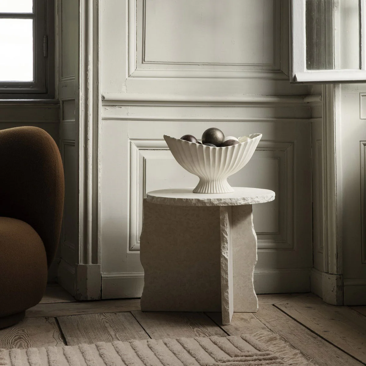 ferm LIVING | Mineral Sculptural Table - Bianco Curia
