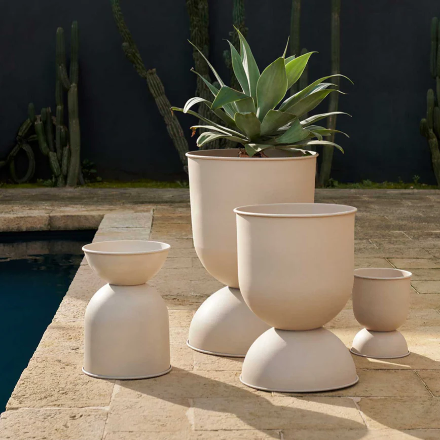 ferm LIVING | Hourglass Pots - Various Sizes - Cashmere