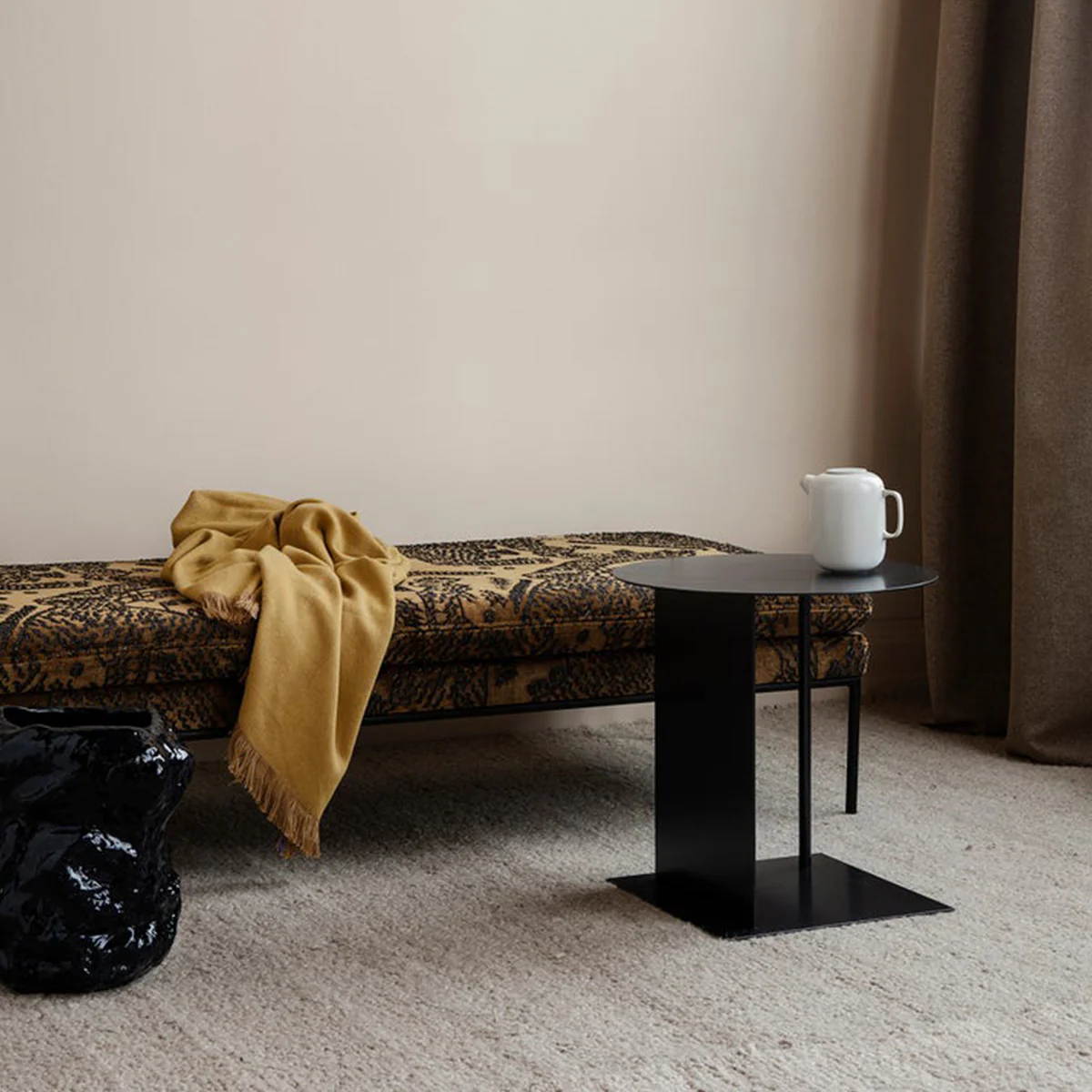 ferm LIVING | Place Side Table - Black