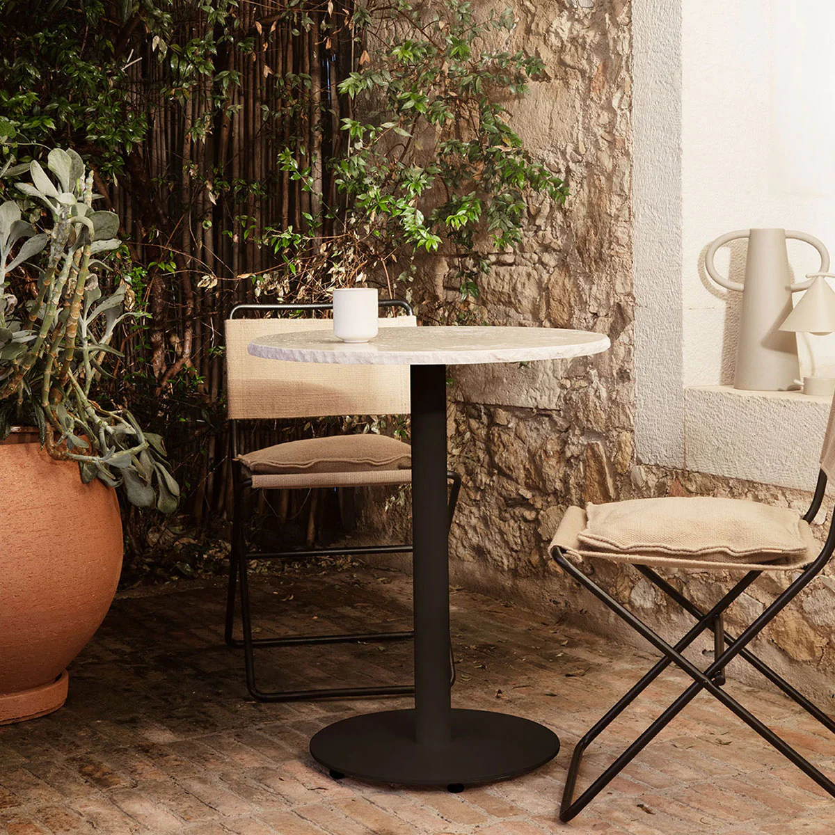ferm LIVING | Mineral Small Table - Bianco Curia