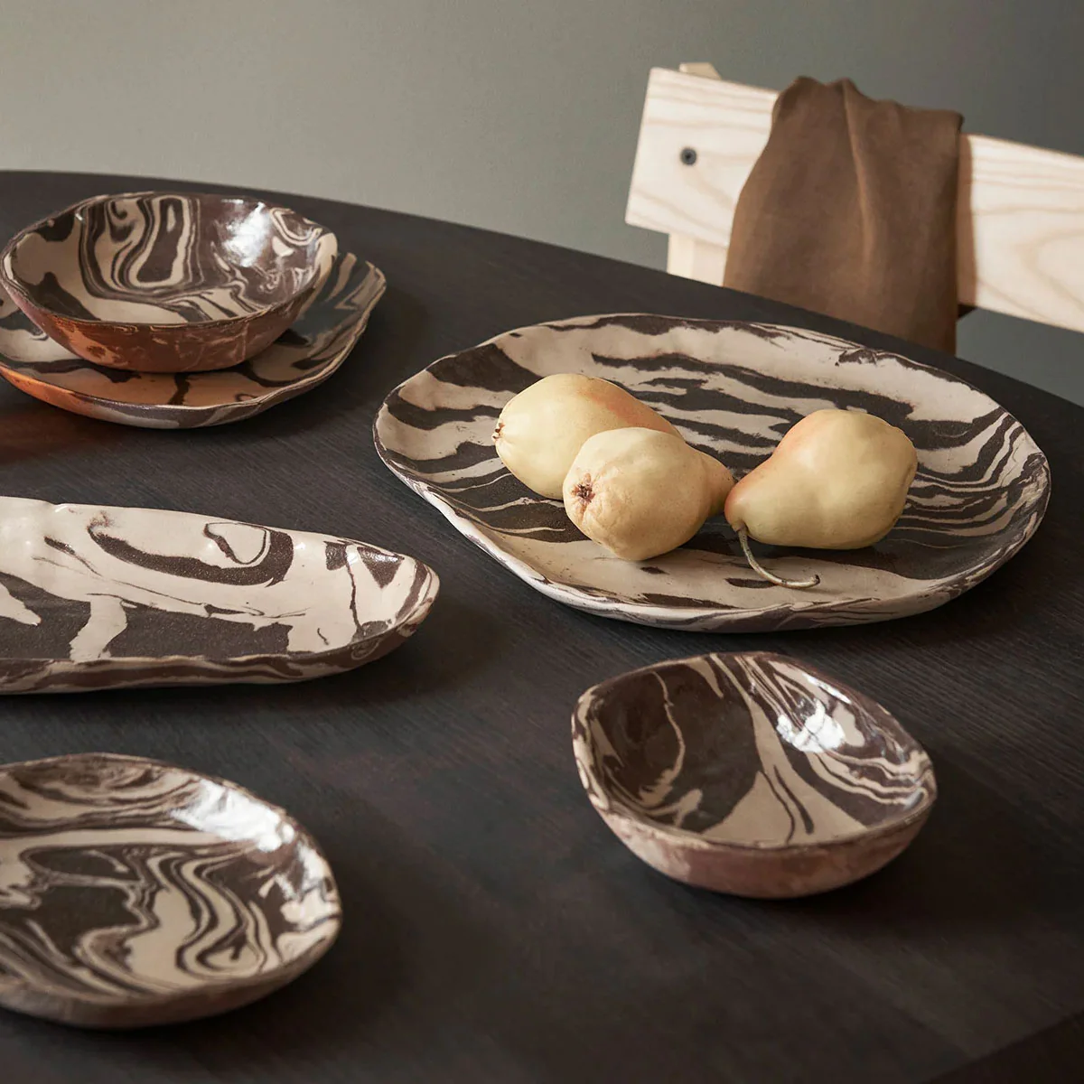 ferm LIVING | Ryu Platter  - Sand/Brown - 26cm