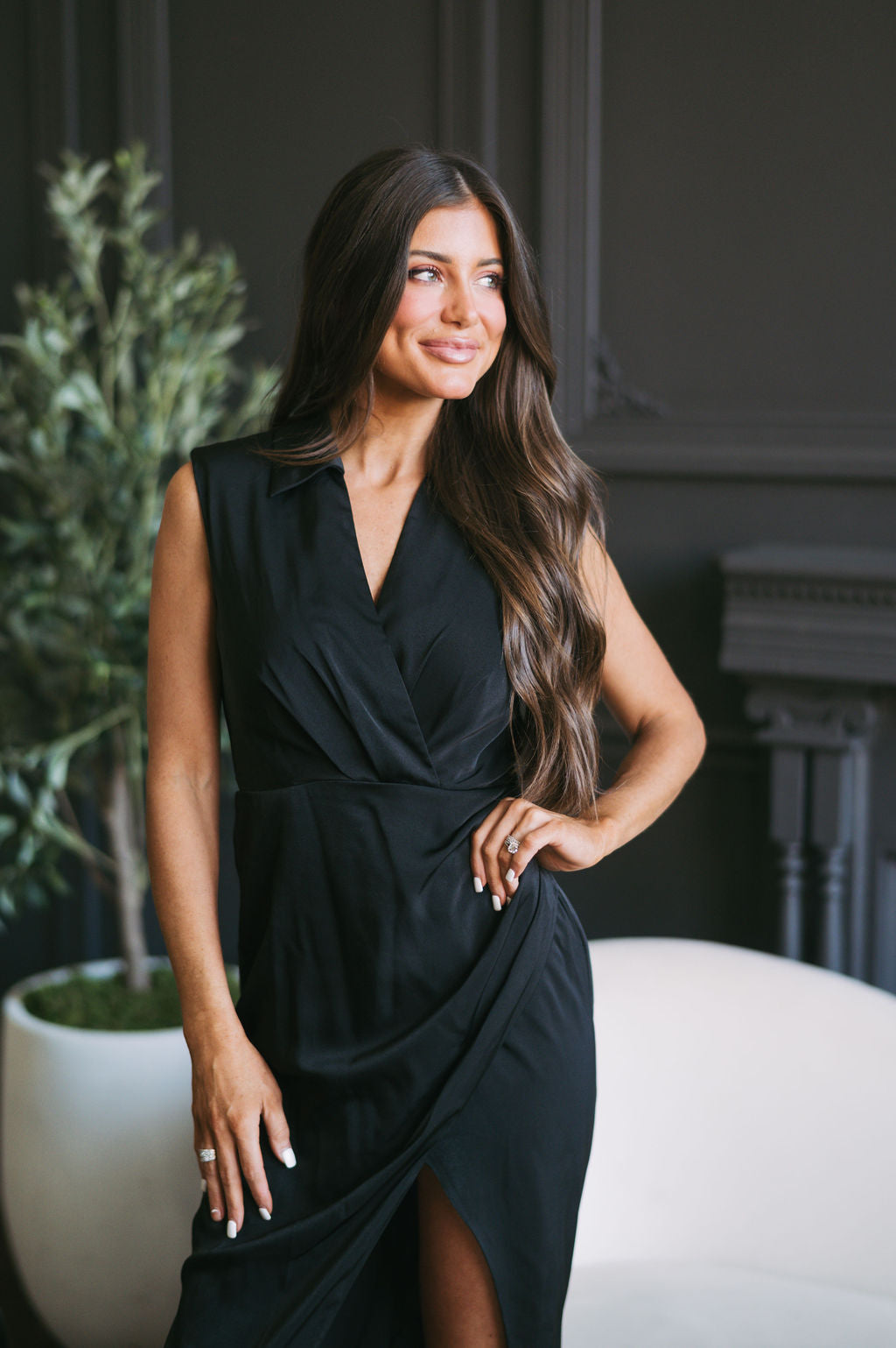 Collared Sleeveless Midi Dress-Black