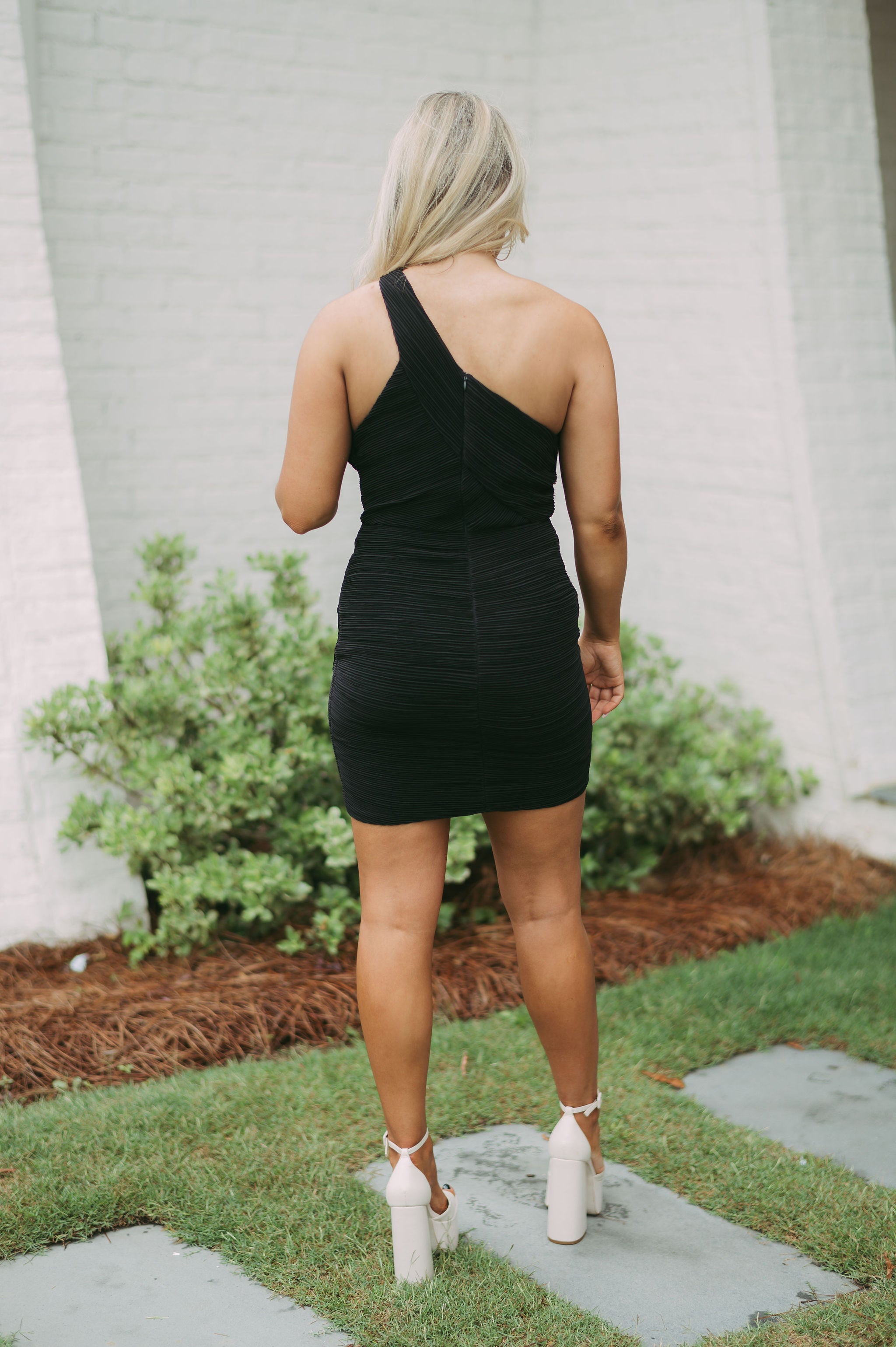 One Shoulder Texture DressBlack// PETITE