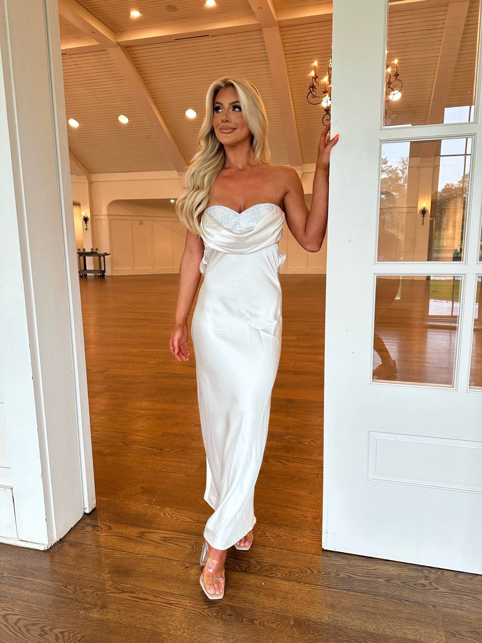 Rhinestone Embellished Sweetheart DressIvory