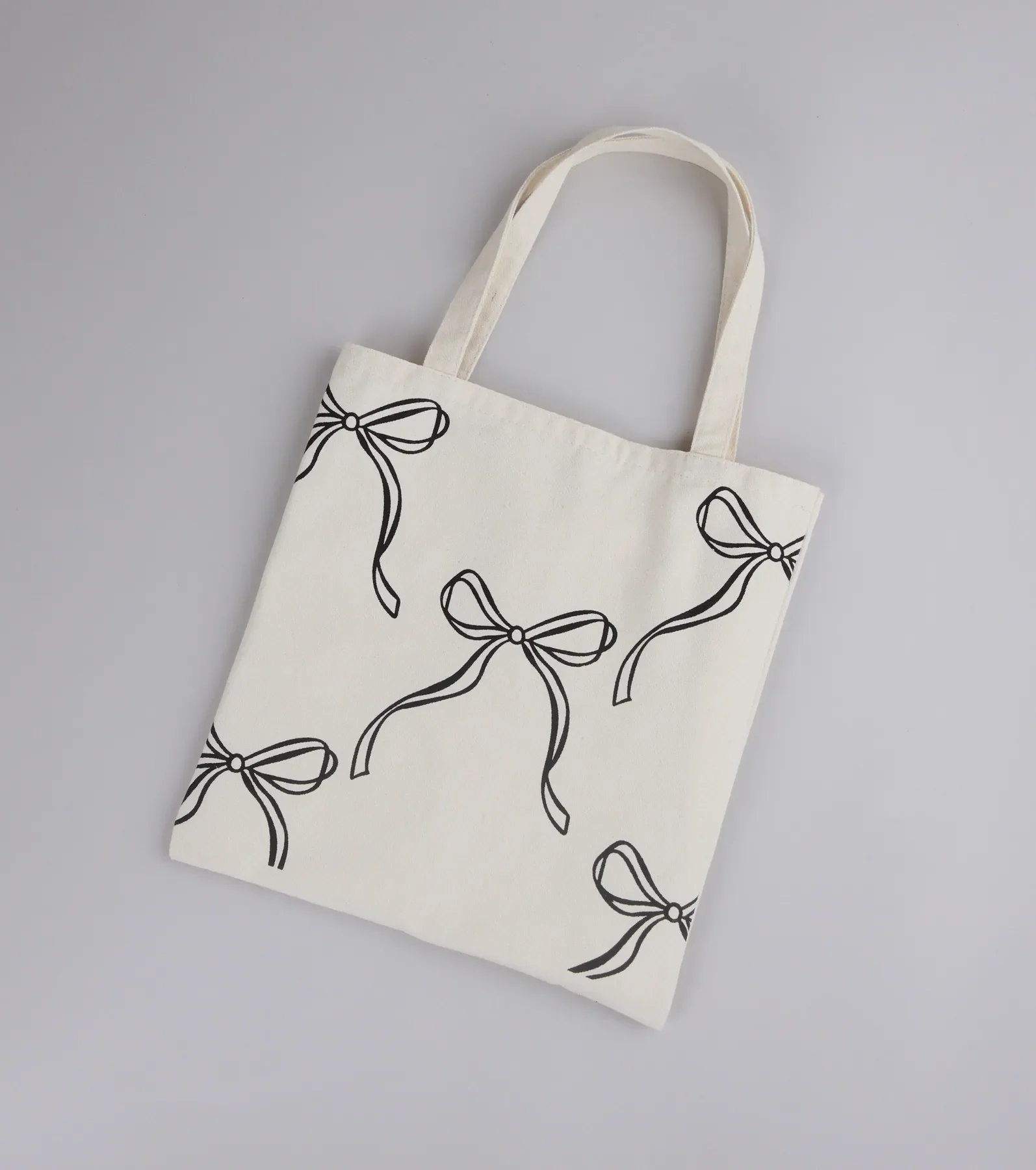 Take A Bow Print Canvas Tote Bag