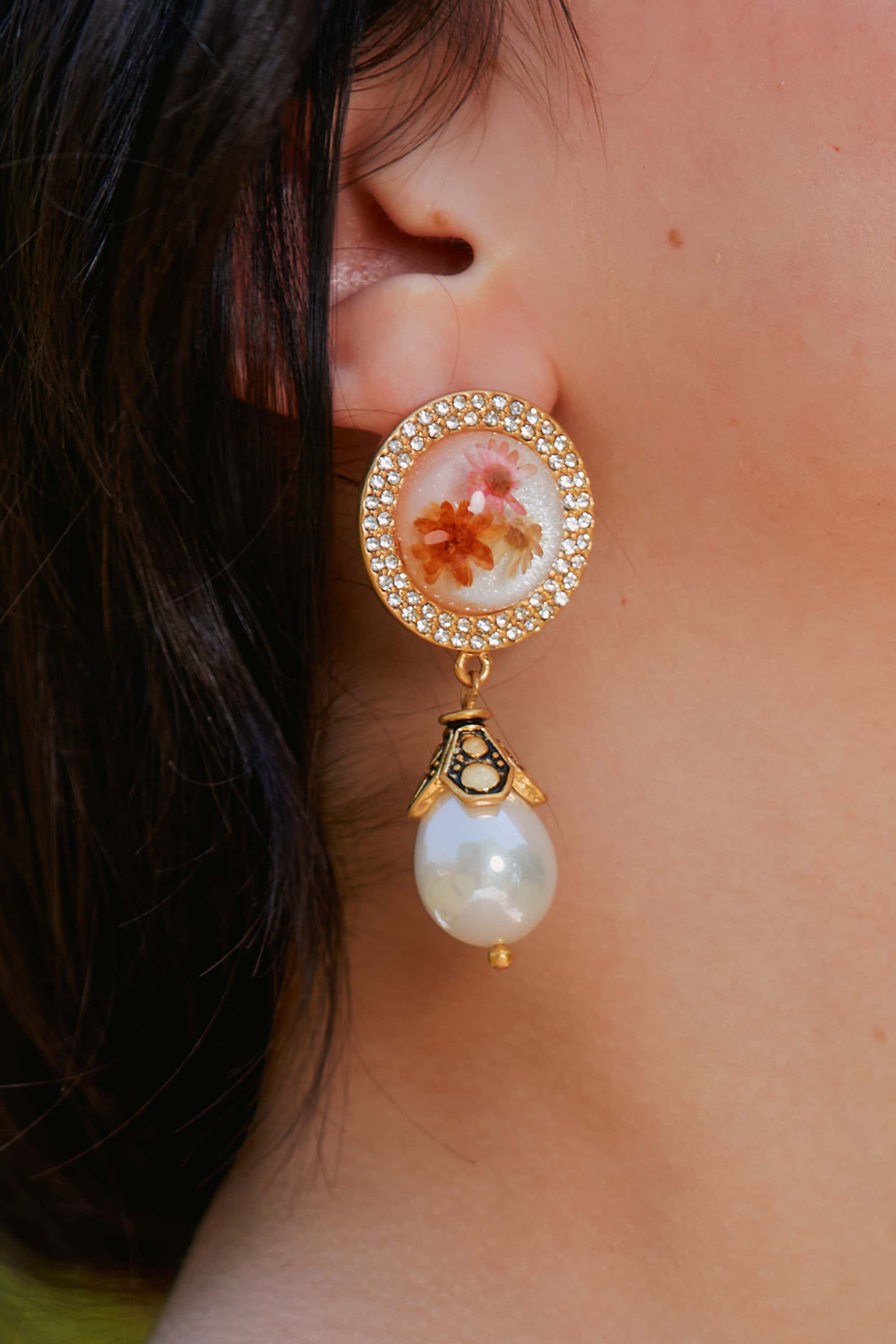 Romantic Floral Pearl Earrings