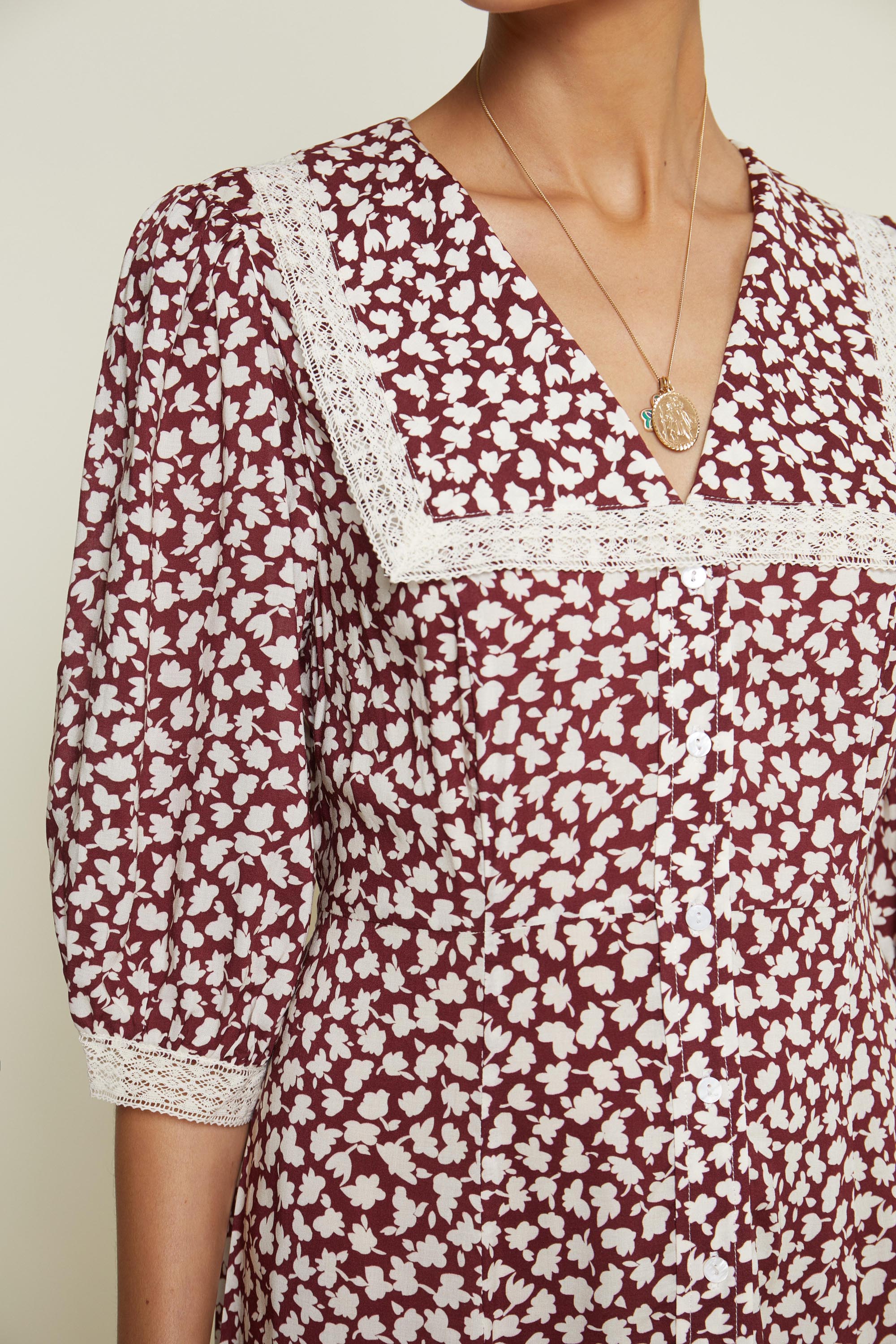 Ellen - Ditsy Burgundy