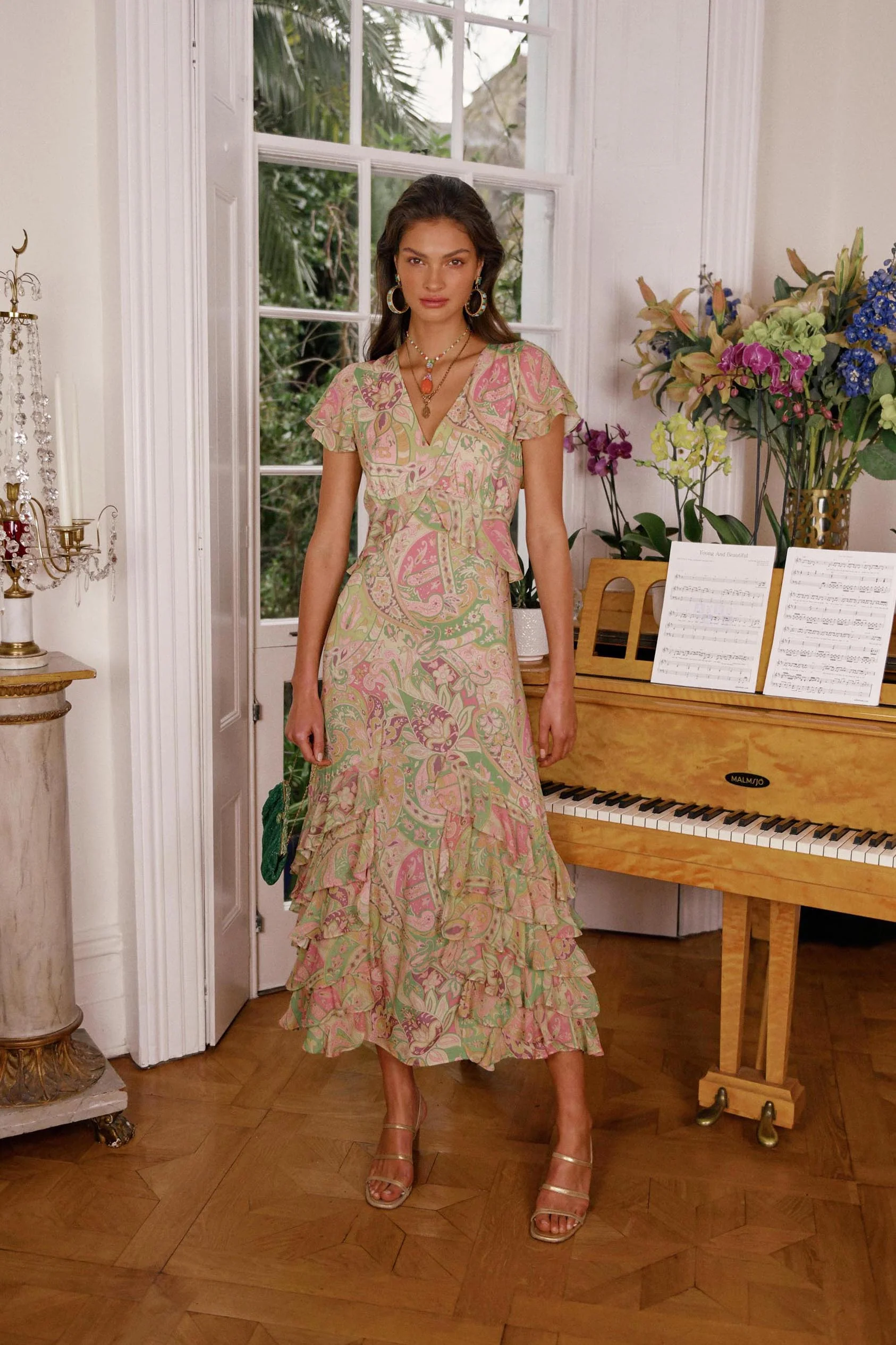 Thanvi - Paisley Green