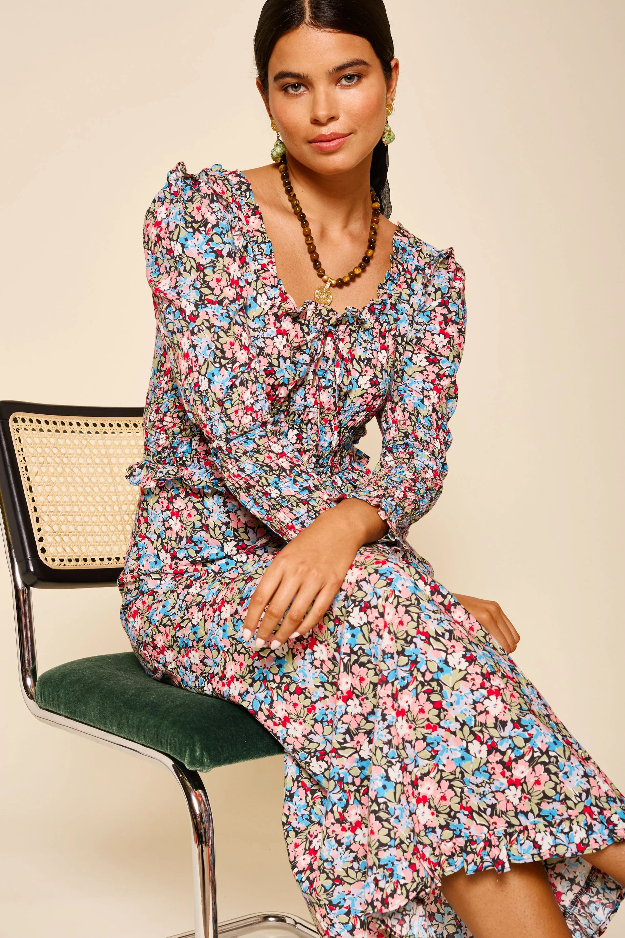 Bekki  -  Margaux Black