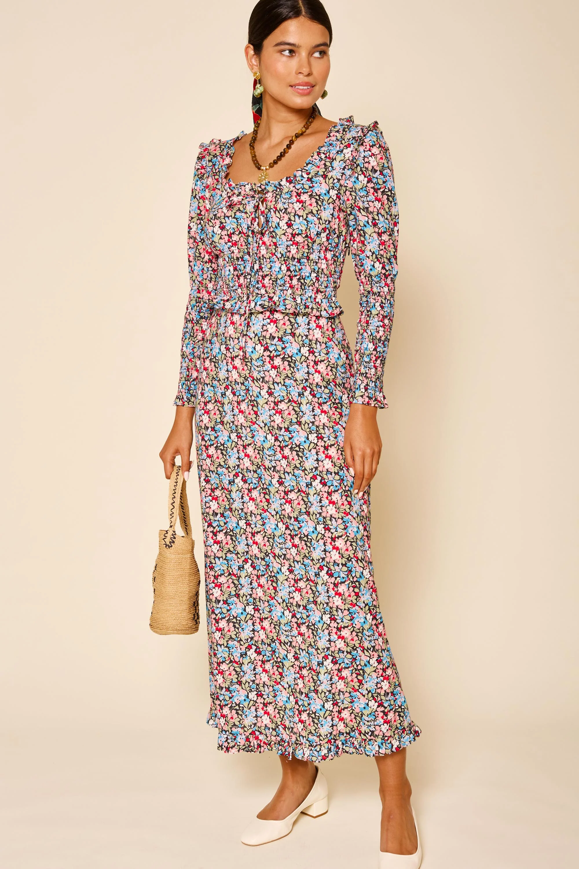 Bekki  -  Margaux Black