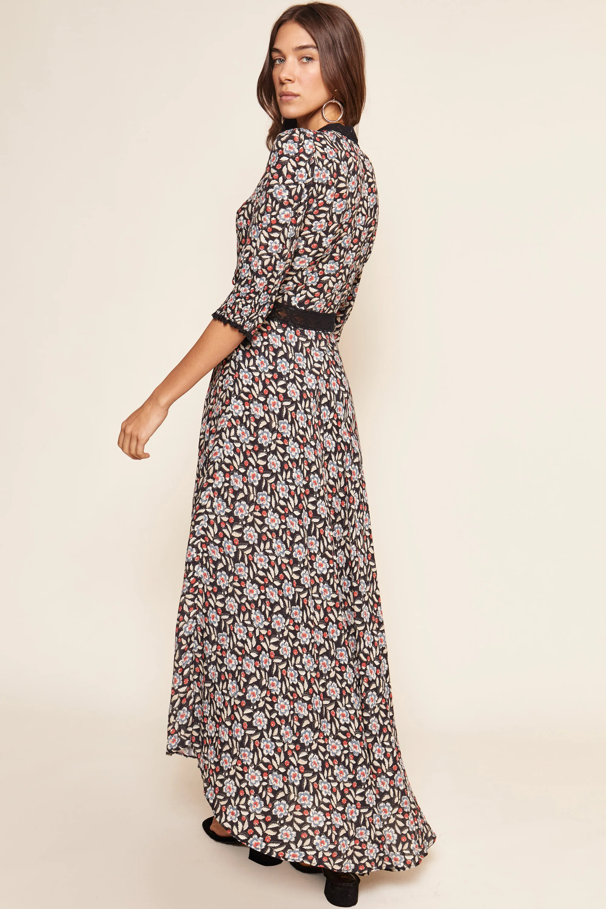 Amina - Carnation Slate