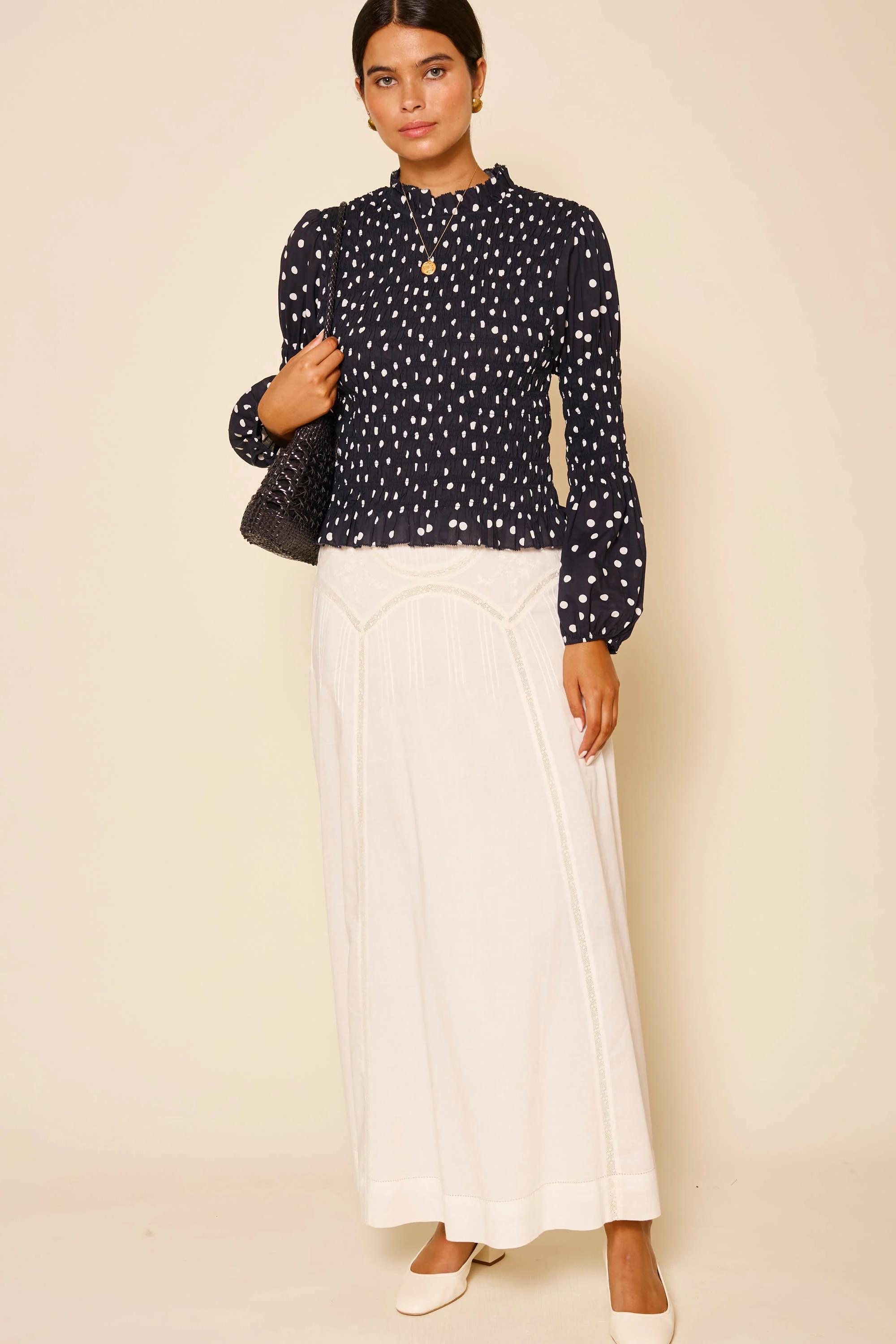 Gardenia  -  Bohemia Spot Deep Navy