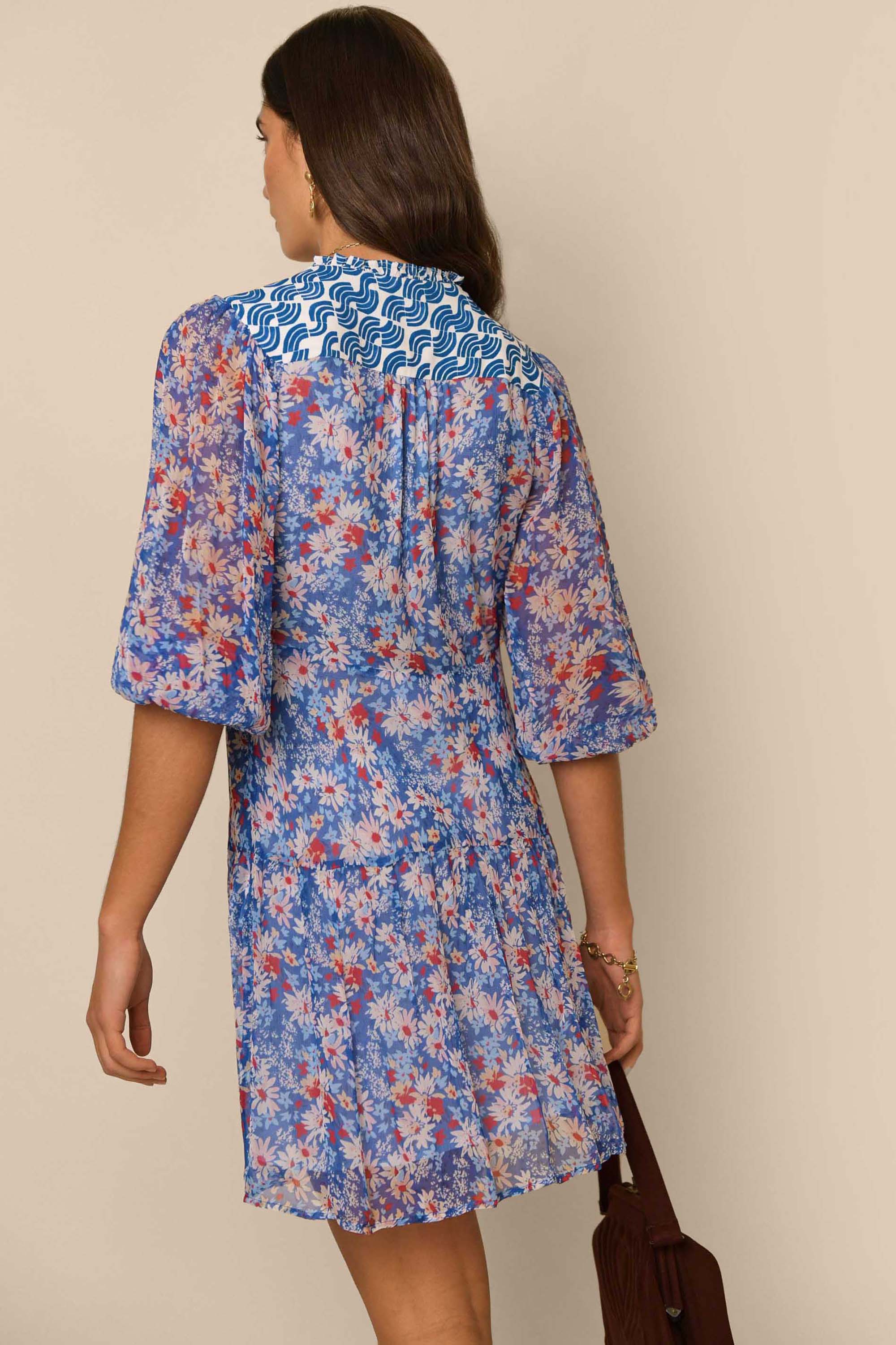 Devi - Daisy Mix Blue