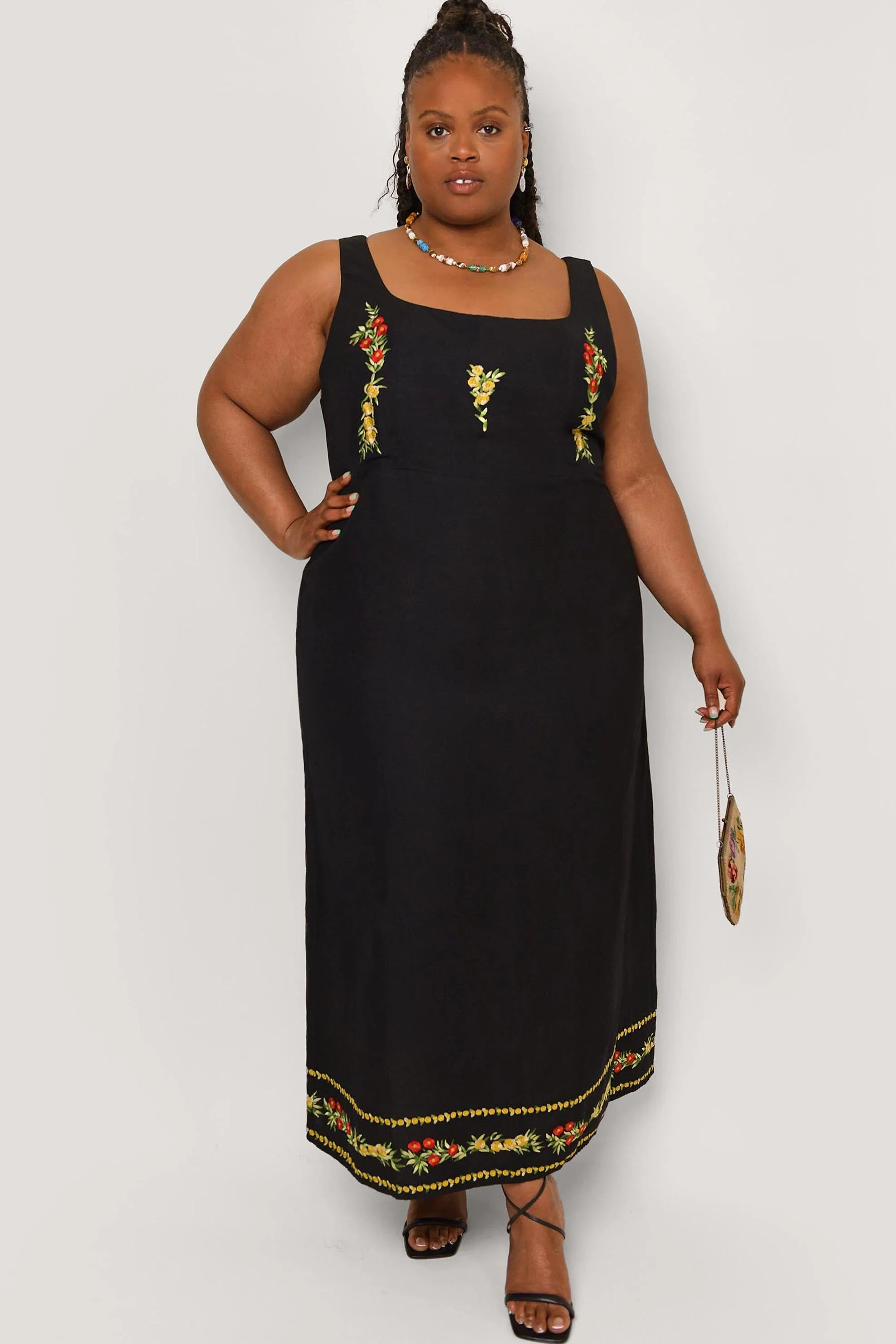 Benedict - Embroidery Black