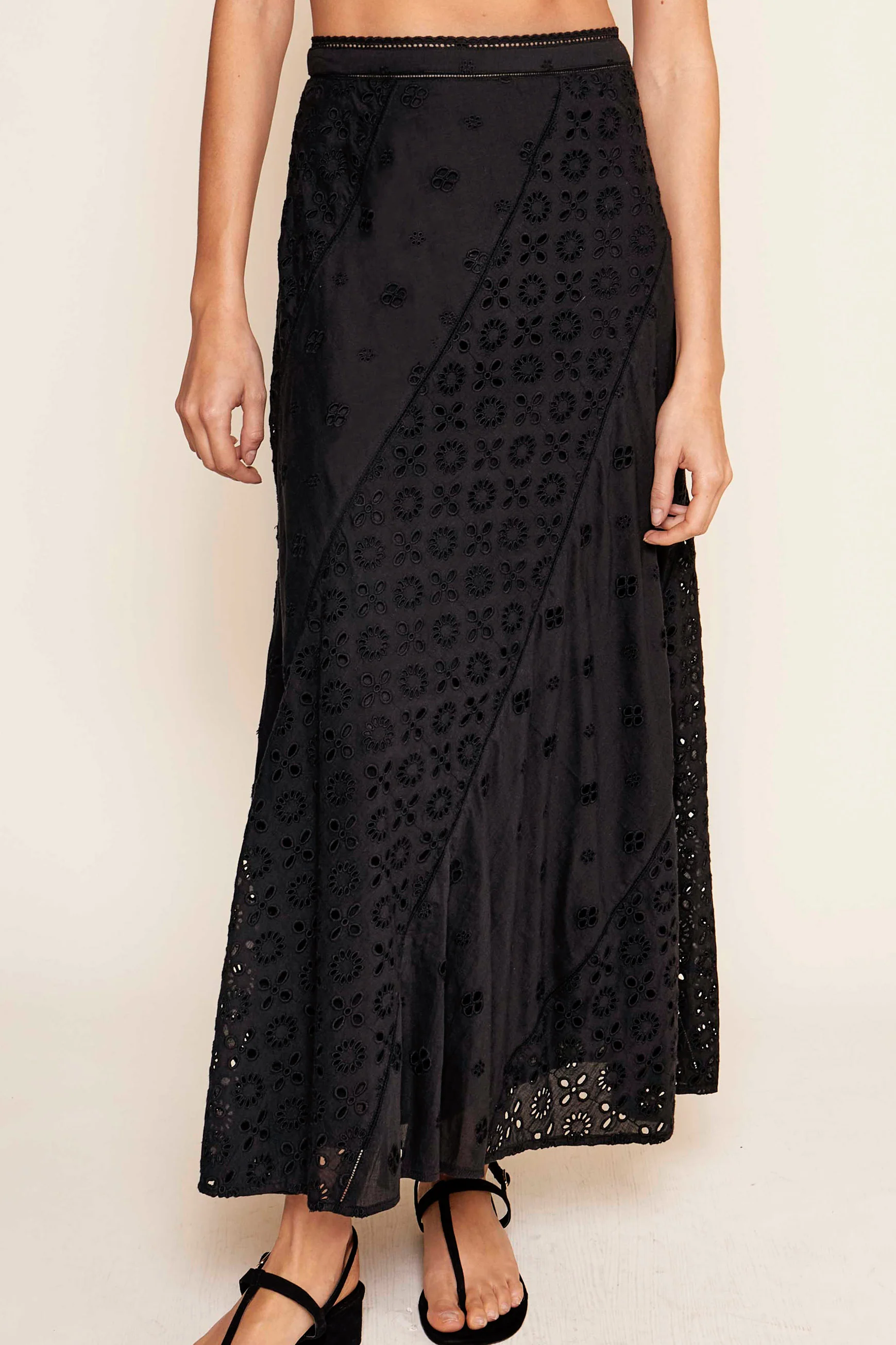 hudson - broderie mix black