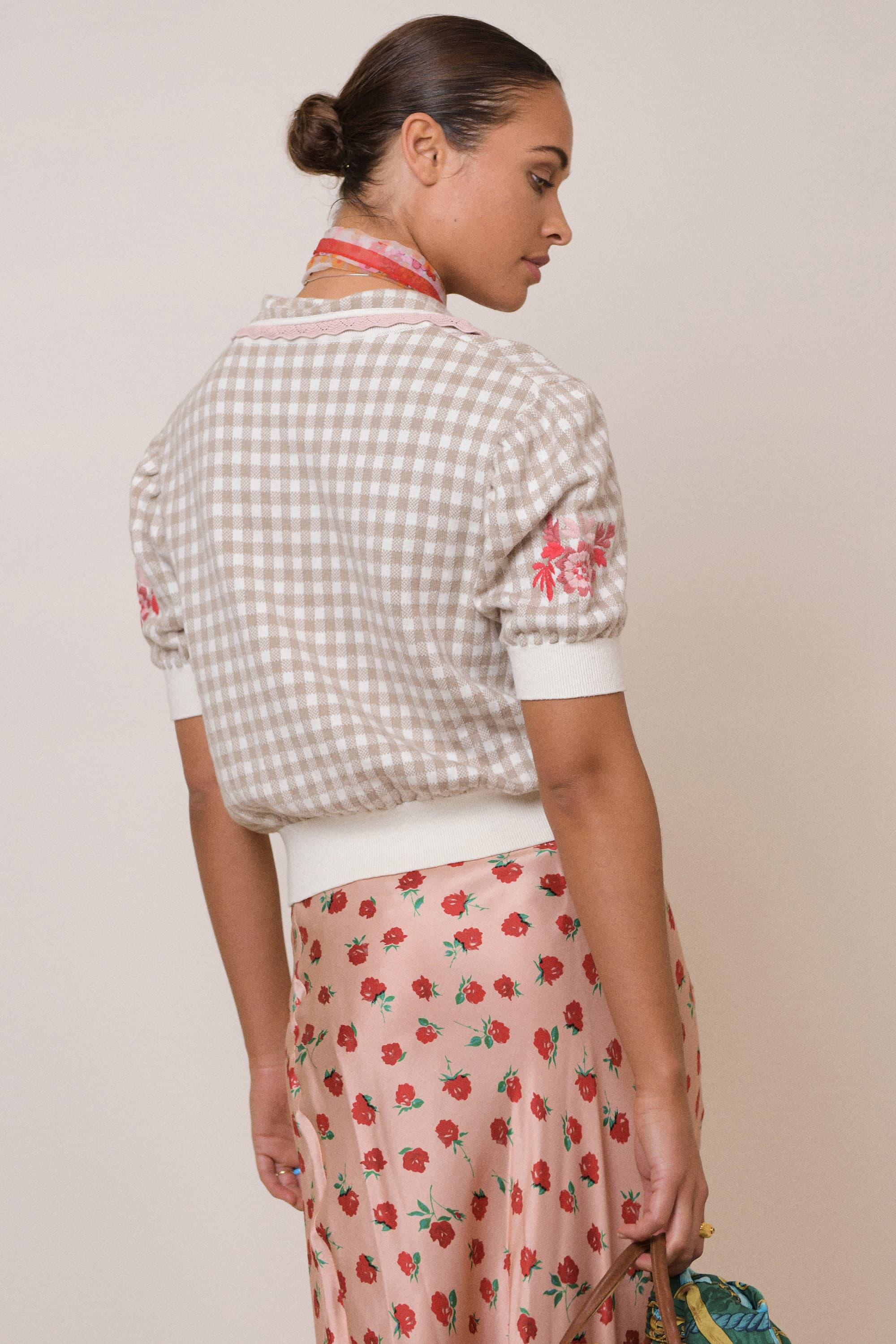 Annalise - Cream With Pink