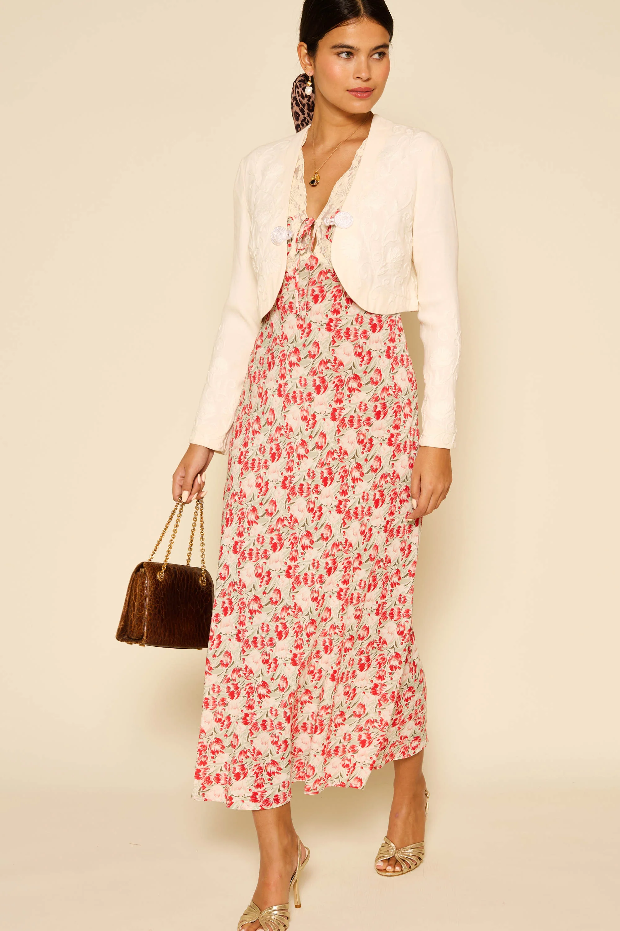 Amari  -  Tulip Fields Red