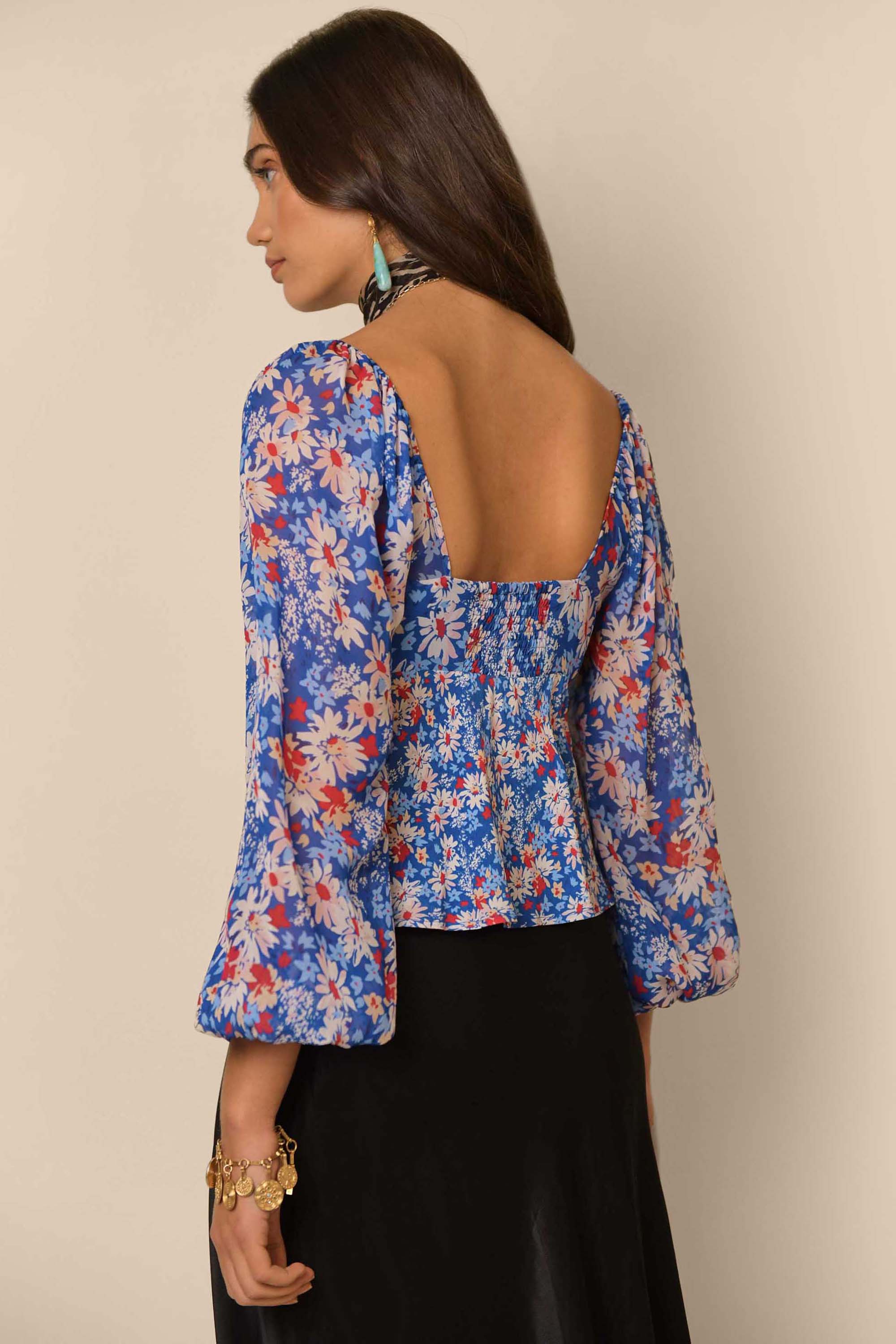 Bridgette - Blue Daisy