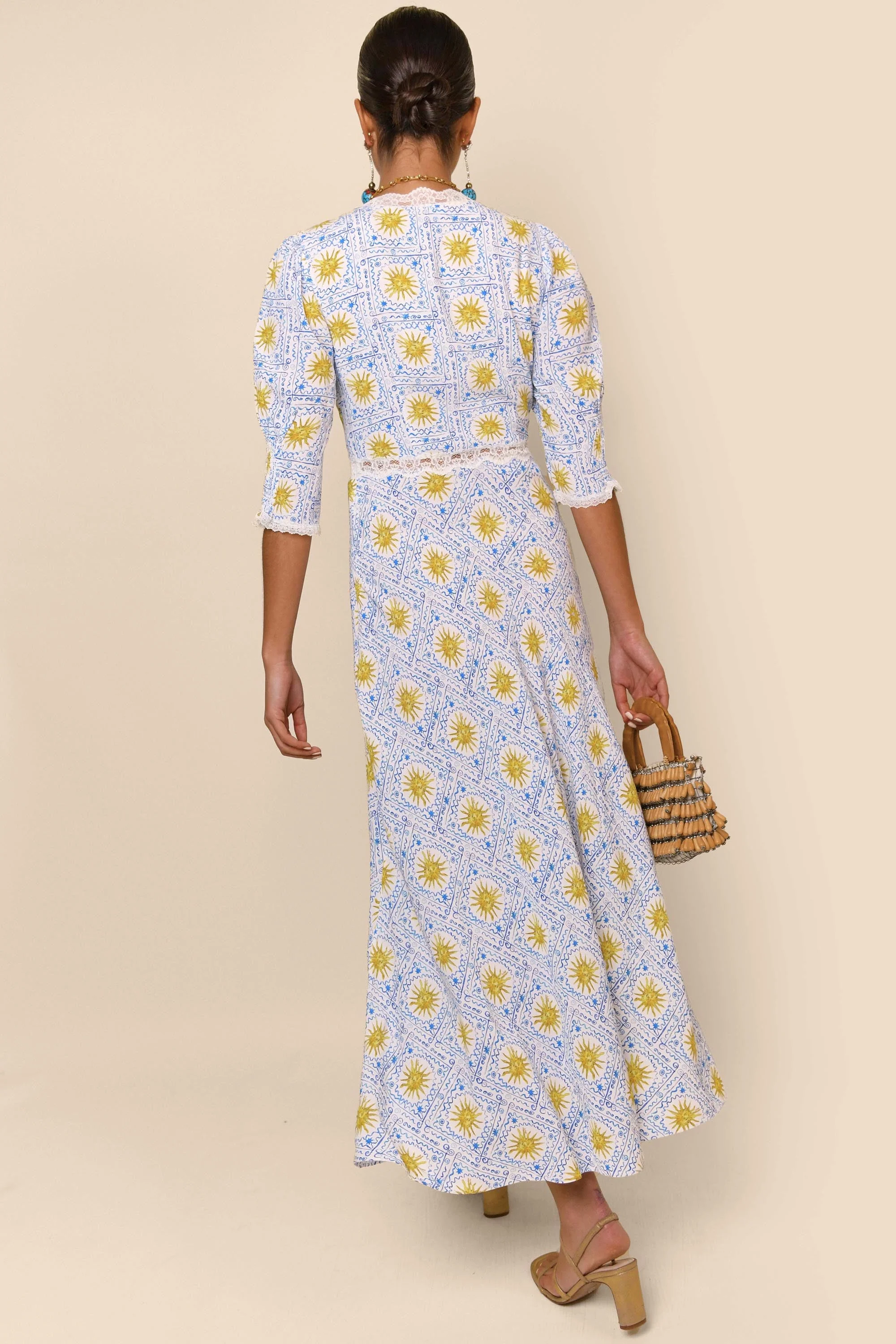 Amina - Sun Blue Ivory