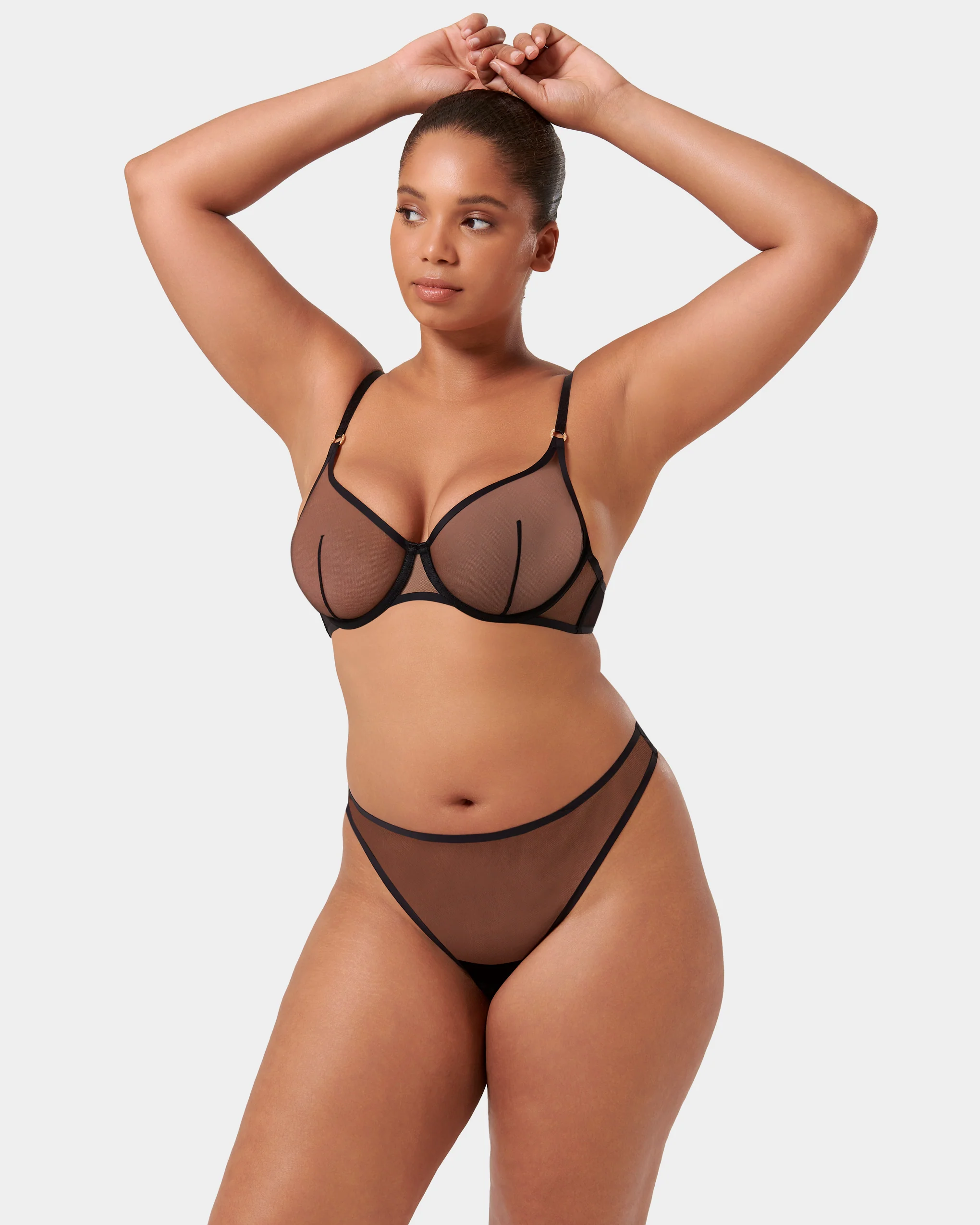 Naomi High-Waist Thong Black