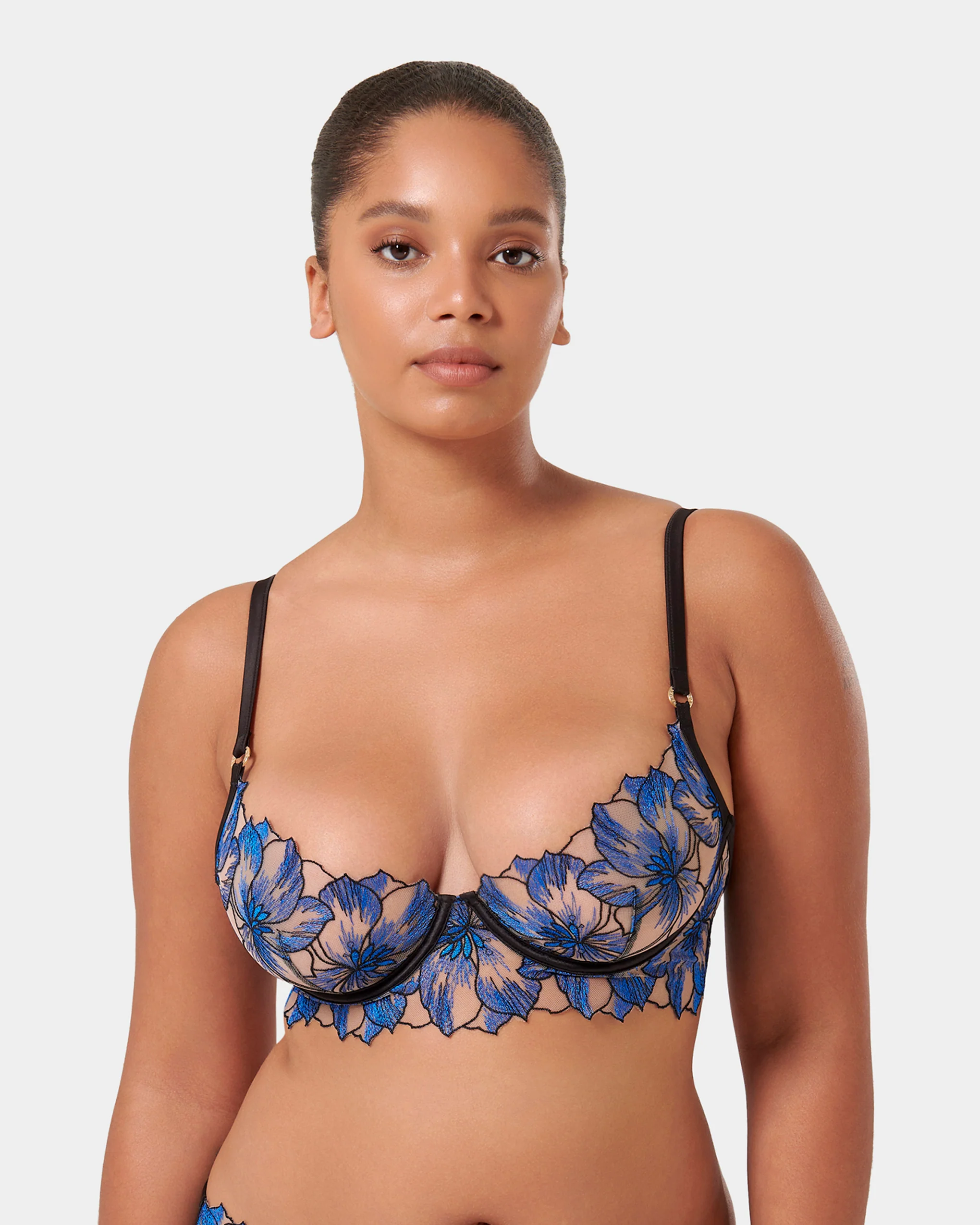 Lyandra Floral Embroidered Bra Blue