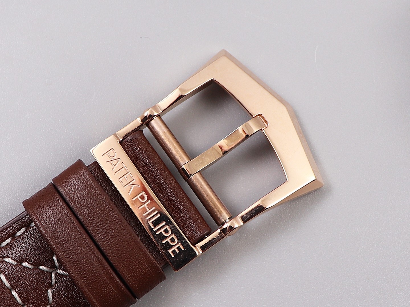 Patek Philippe time zone function ref.5524 Calatrava pilot travel time watch series