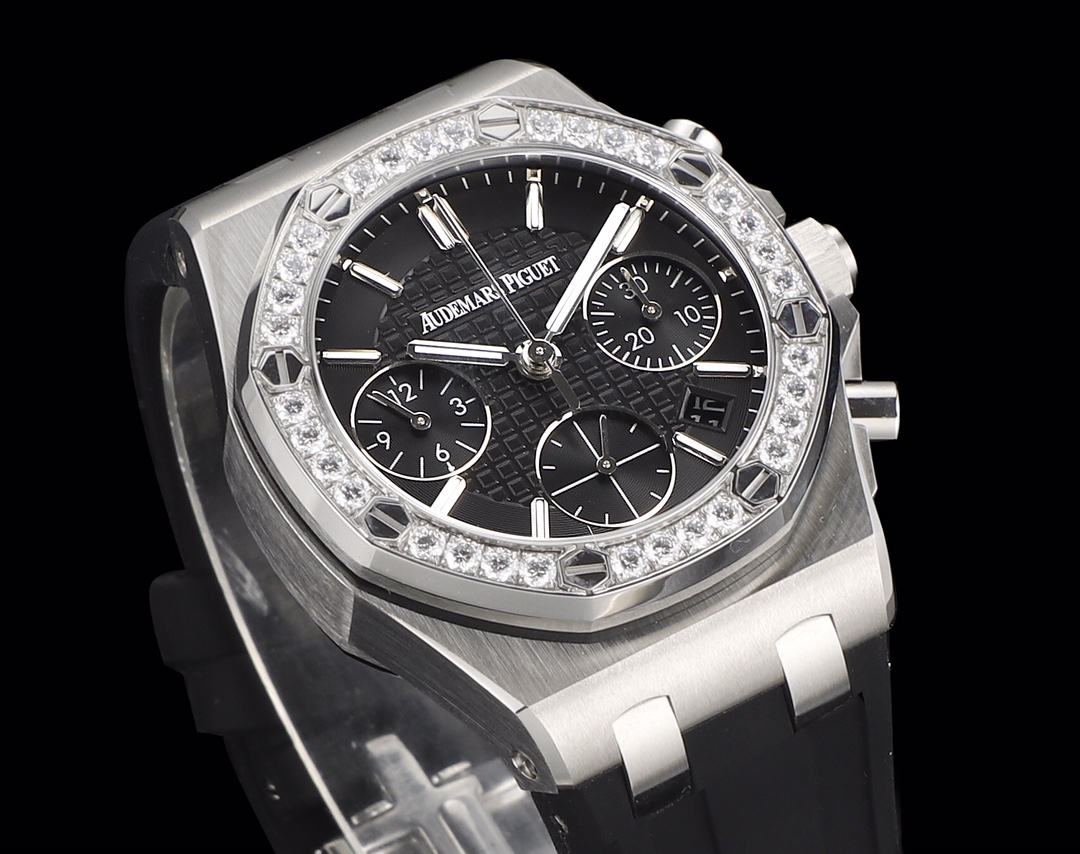 Audemars Piguet Royal Oak Women's Multifunctional Chronograph Mechanical Watch