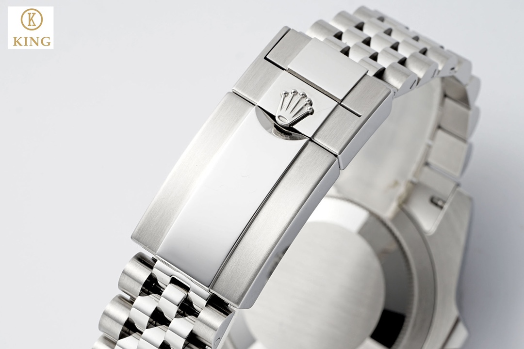 Rolex Greenwich m126710blnr-0002