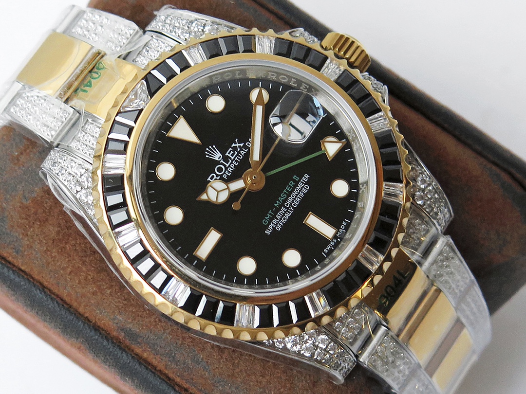 Rolex Greenwich II rear diamond custom version 116759 sa-78209 diamond pavé!